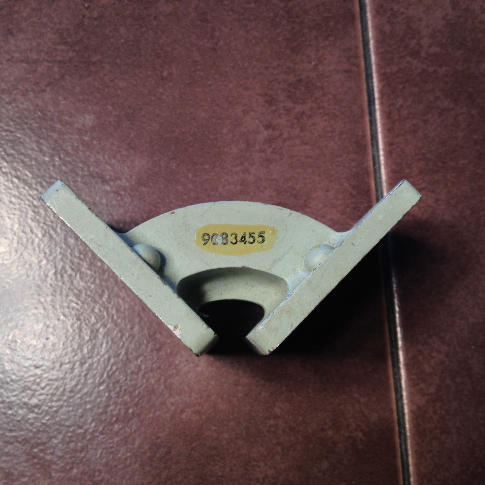 90 Degree Waveguide Adapter 9083455.