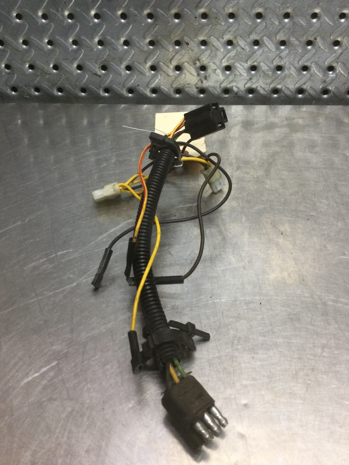 POLARIS SNOWMOBILE HEADLIGHT HARNESS 2460287 t359
