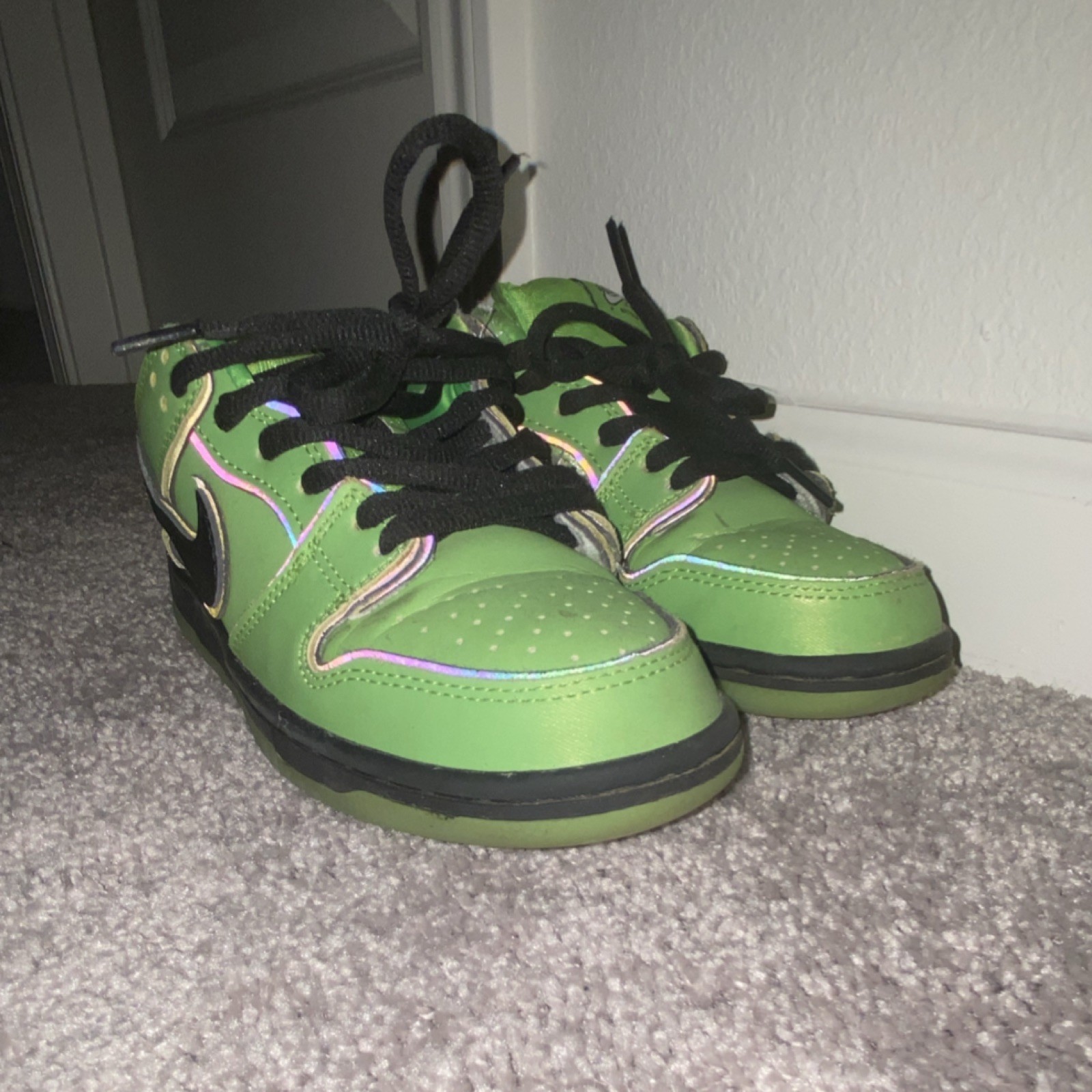 Nike SB Green Skateboarding Shoes Men's Size 7 Medium