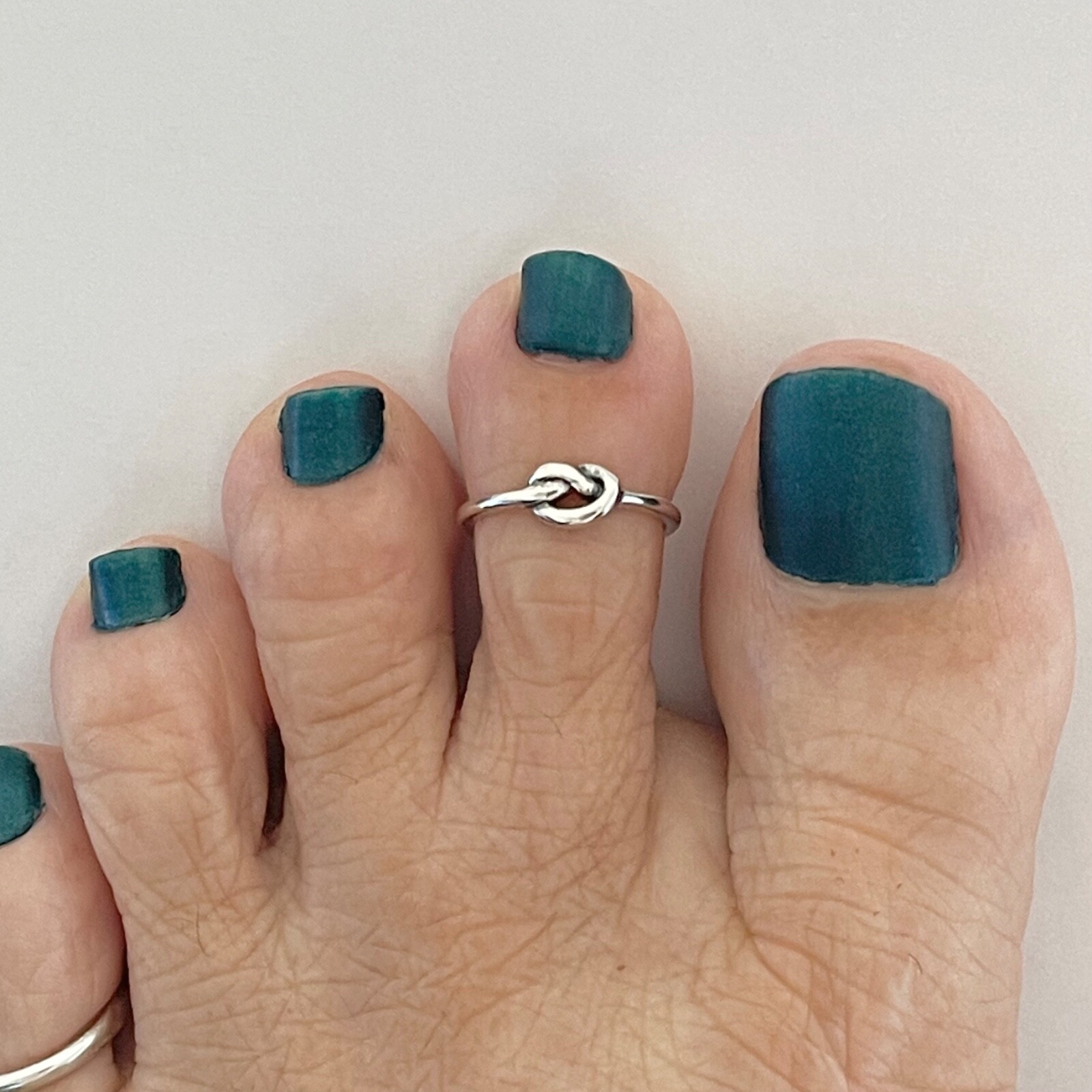 Sterling Silver Tiny Love Knot Toe Ring, Silver Rings, Love Ring, Pretzel Knots