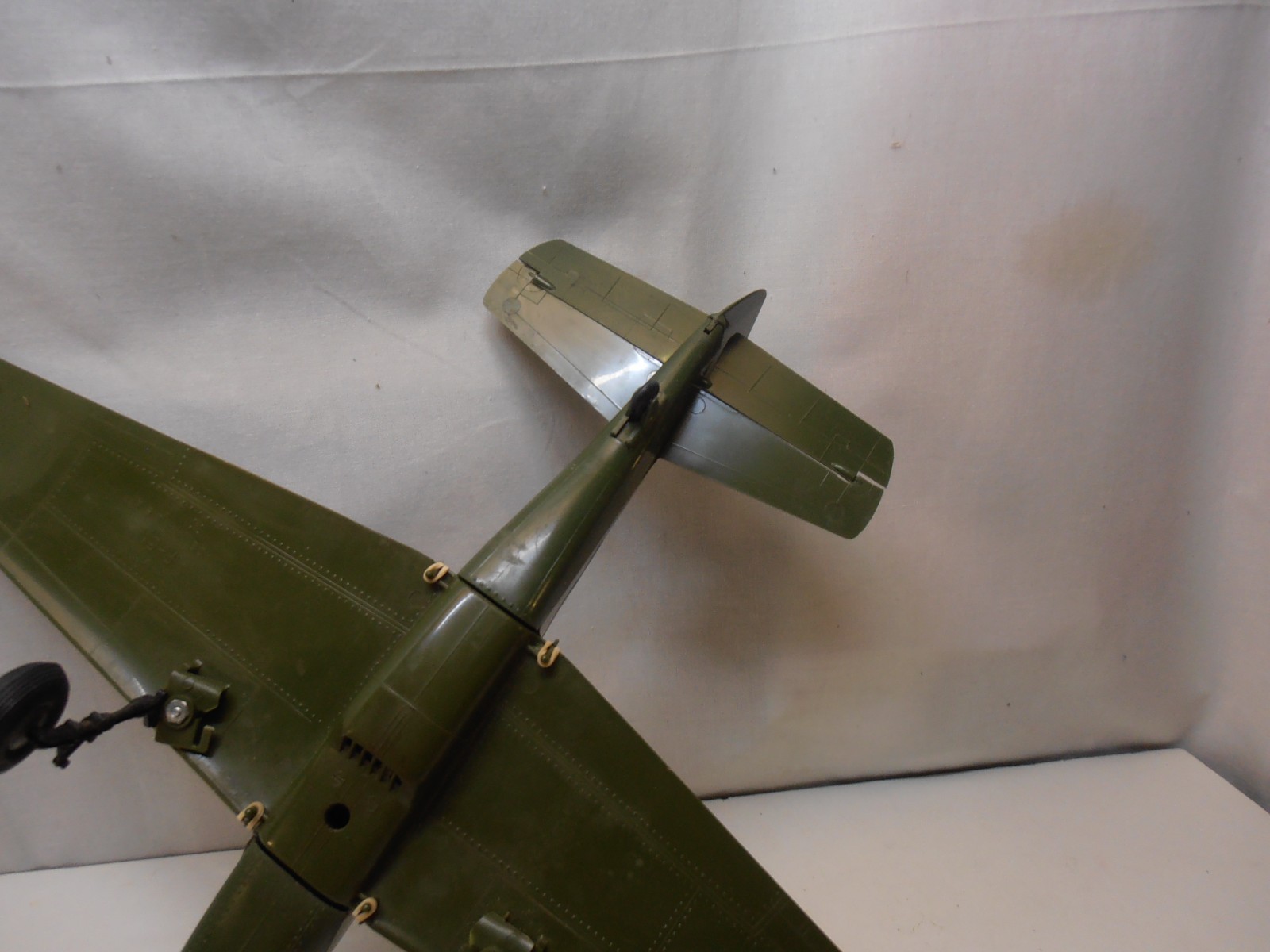 Cox 049 P-51