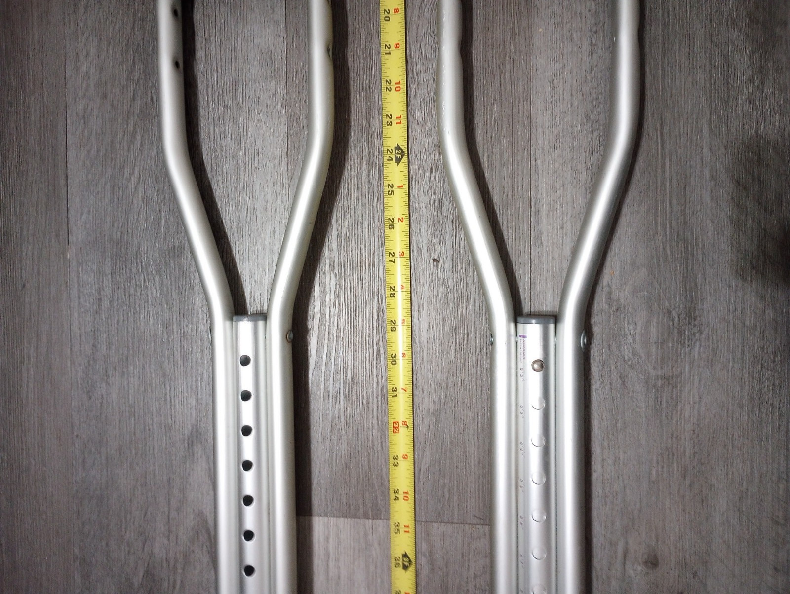 300 LBS max, Guardian Adjustable Aluminum Crutches Model MDSV80535
