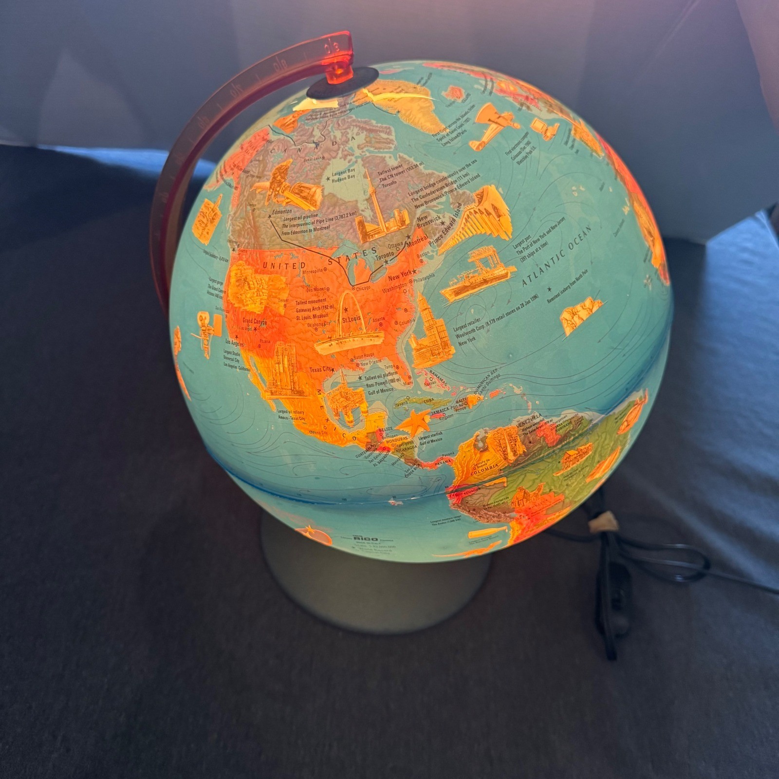Vintage Nova Rico Guinness Book of Records Illuminated World Globe Made in Italy