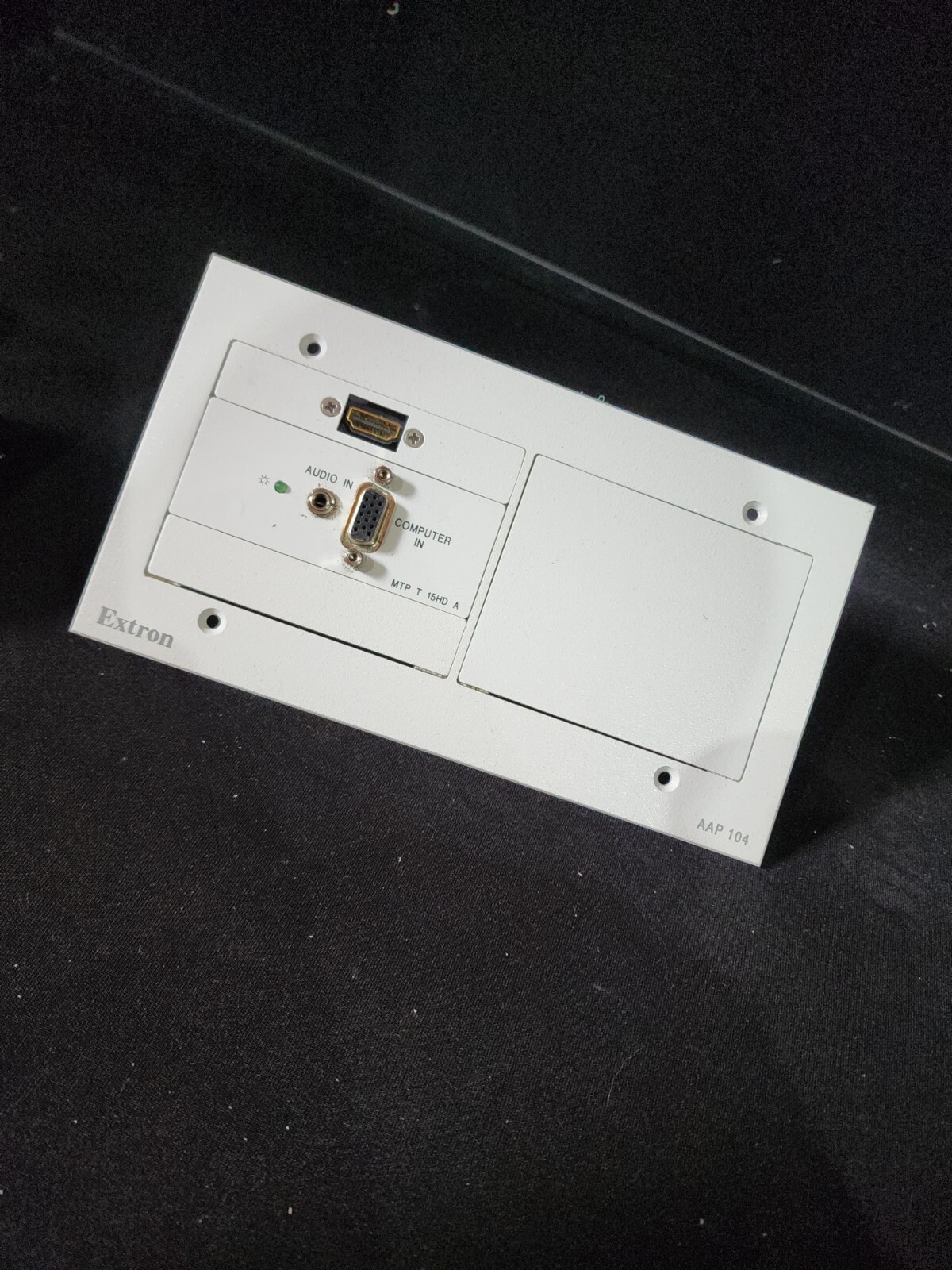 Extron MTP T 15HD A  White