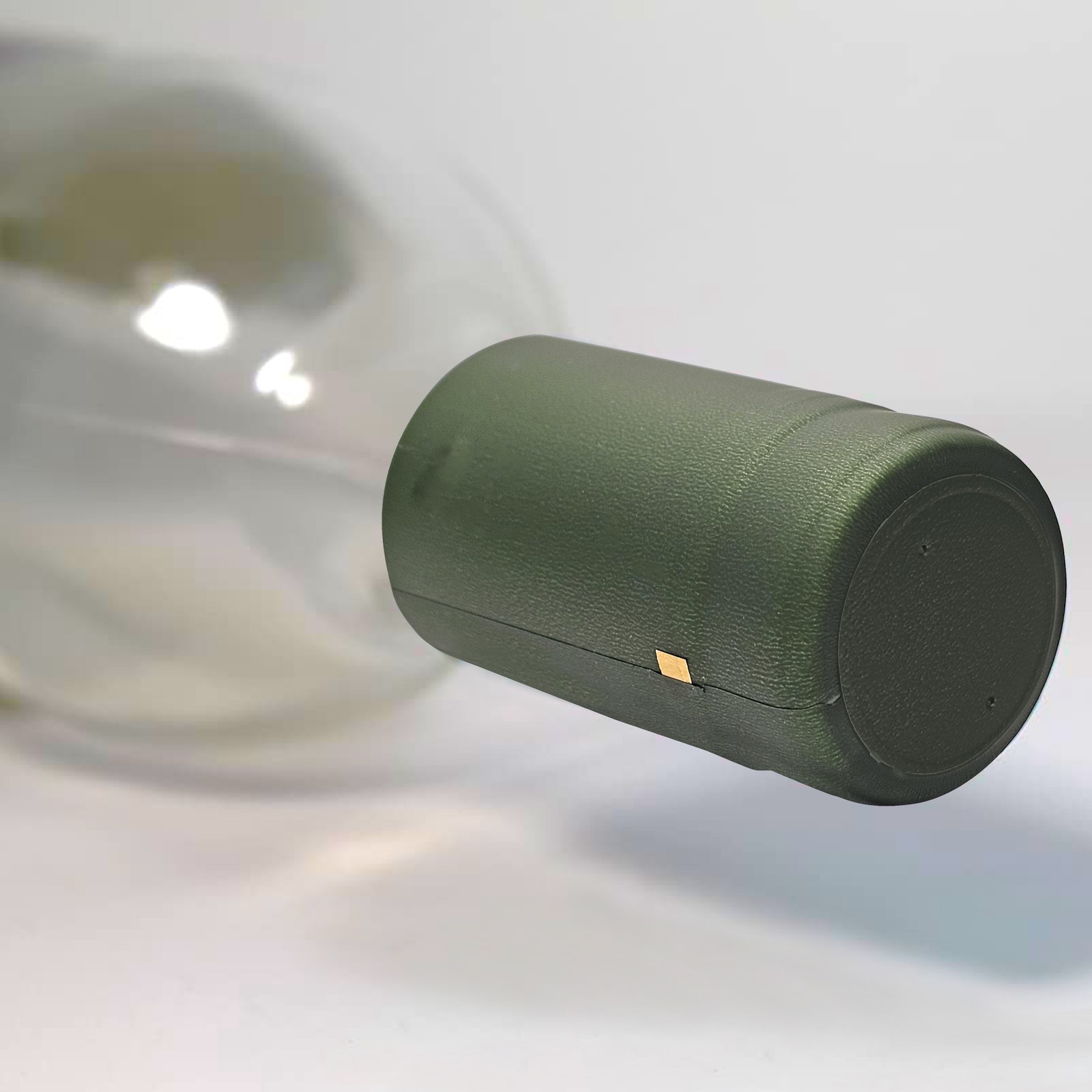 Home Brew Ohio Metallic Solid Green PVC Shrink Capsules 100 count