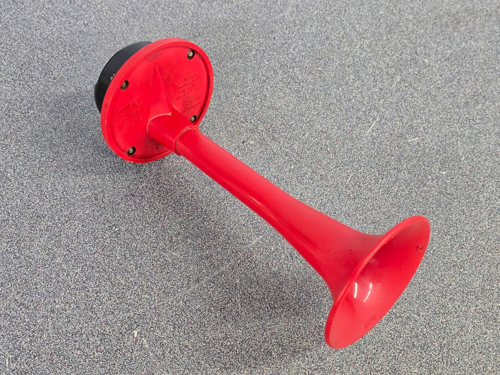 NICE WORKING USED ORIGINAL PORSCHE 911 930 928 HIGH TONE TRUMPET HORN