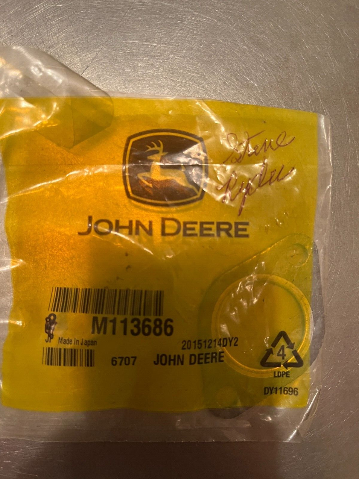 M113686  Genuine OEM  John Deere   GASKET  QTY of 2 Gaskets