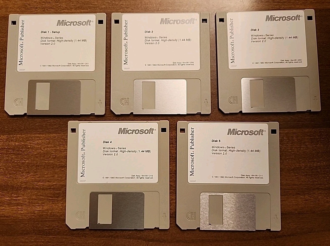 Microsoft Publisher Disk Set 3.5” Floppy Disks 1-5 Windows Version 2.0 Vintage