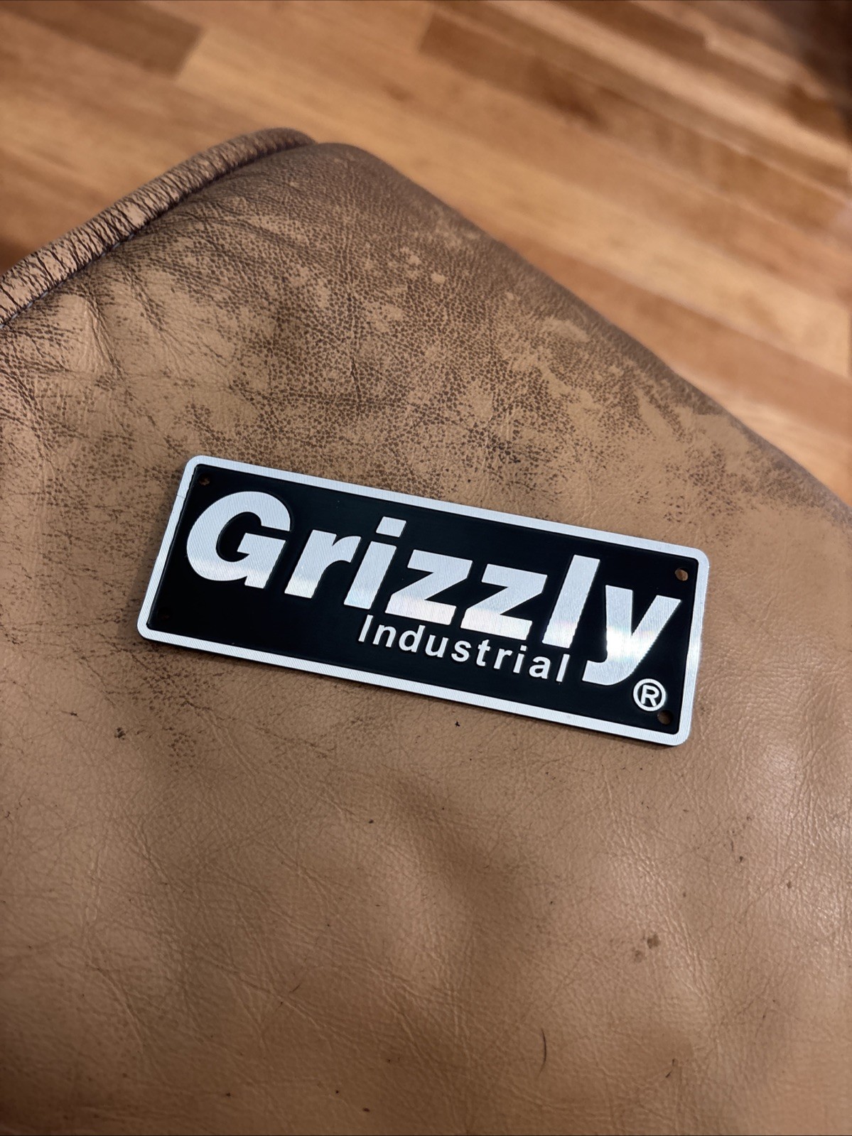 GRIZZLY INDUSTRIAL 4” Black Aluminum Label Machinery Tool Nameplate New W/Tag