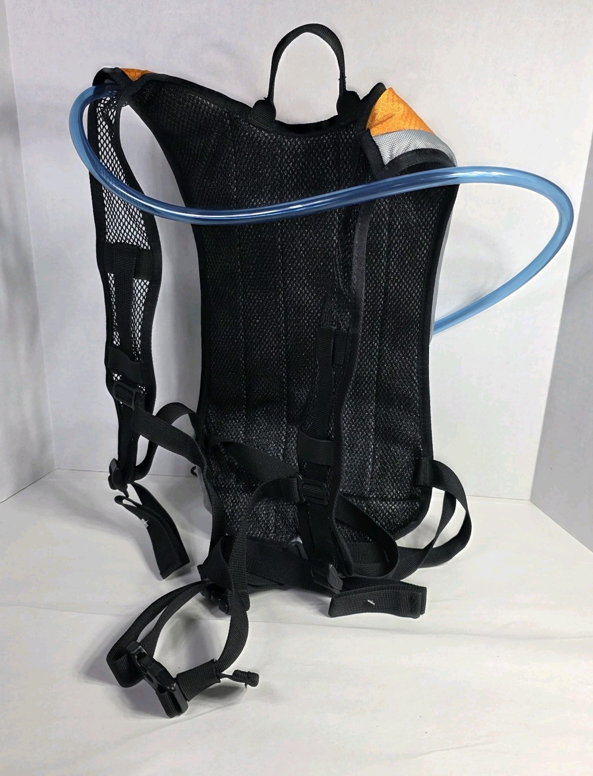 Coleman MAX 2L Hydration Backpack With Bladder Trails, Skiing, Backpacking Bag