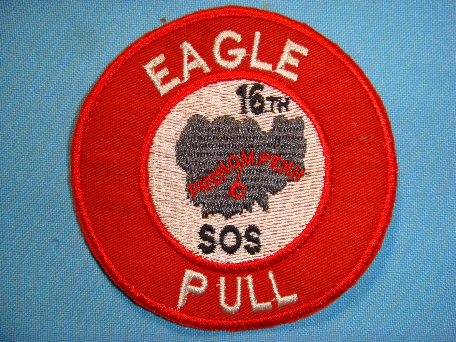 VIETNAM WAR PATCH, US 16th SPECIAL OPERATIONS SQUADRON " EAGLE PULL "