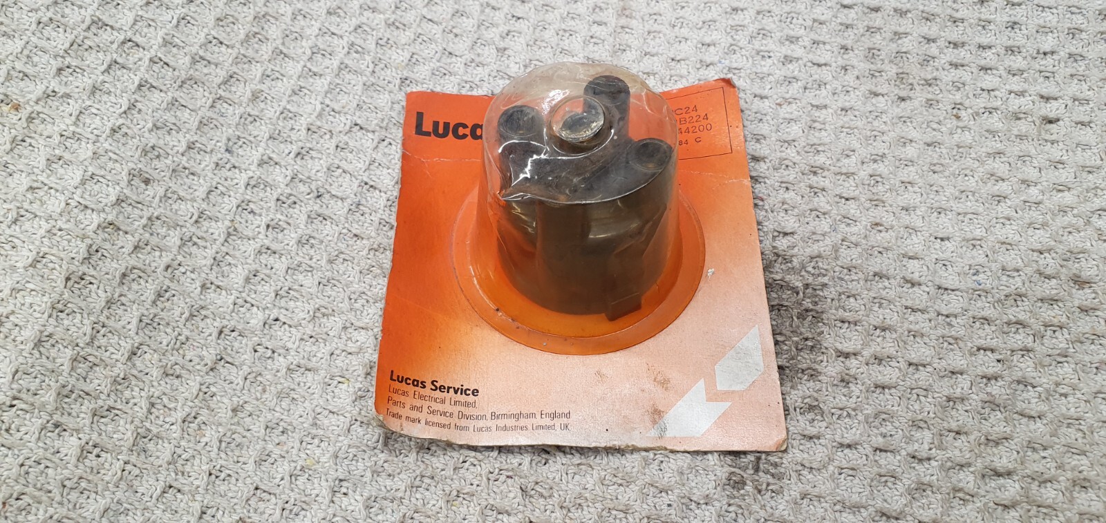 Genuine NEW Lucas DDB224 Distributor Cap Renault 4 5 6 R4 R5 R6