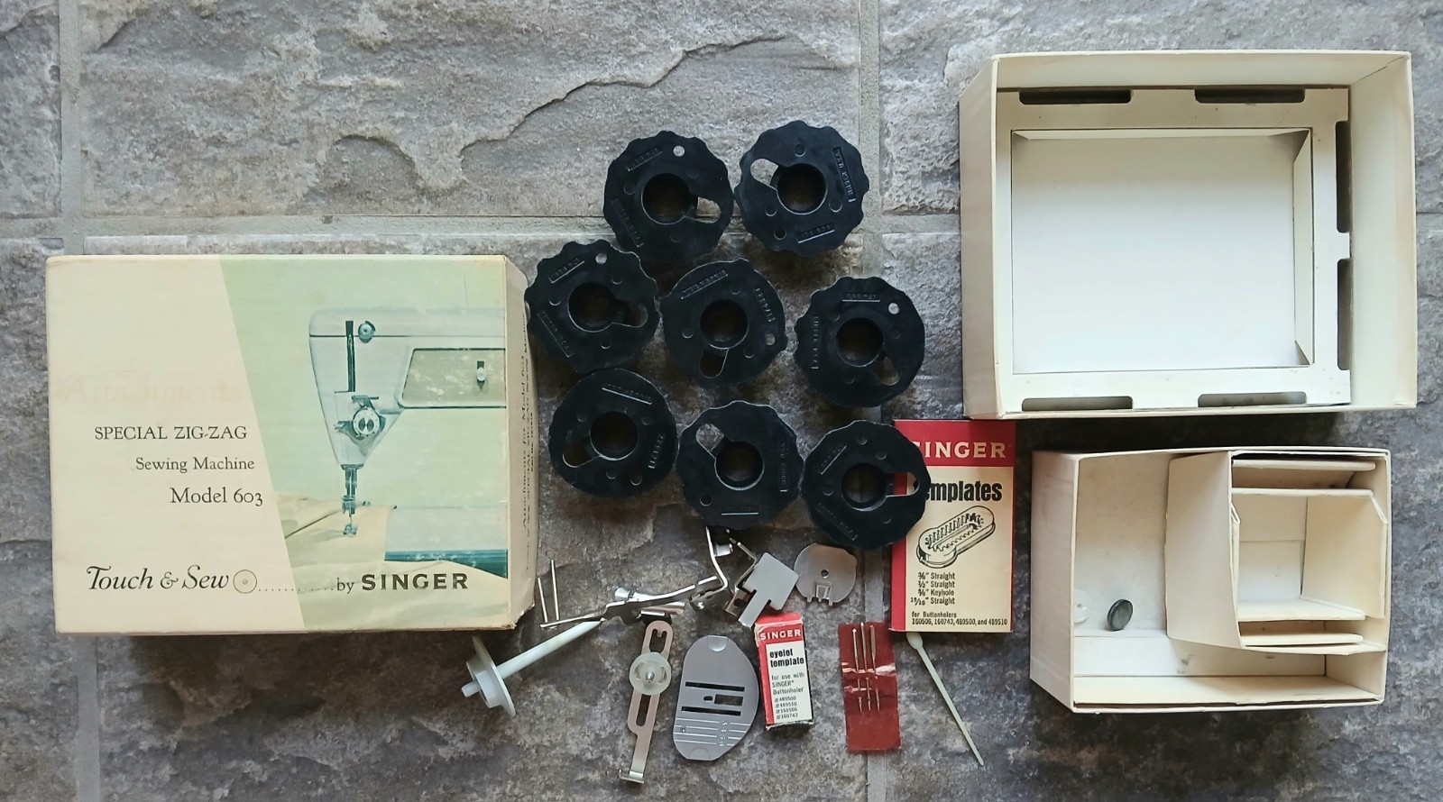 vtg 18pc Touch & Sew SINGER Special Zig Zag Box ATTACHMENTS Mod 603 Part 161819