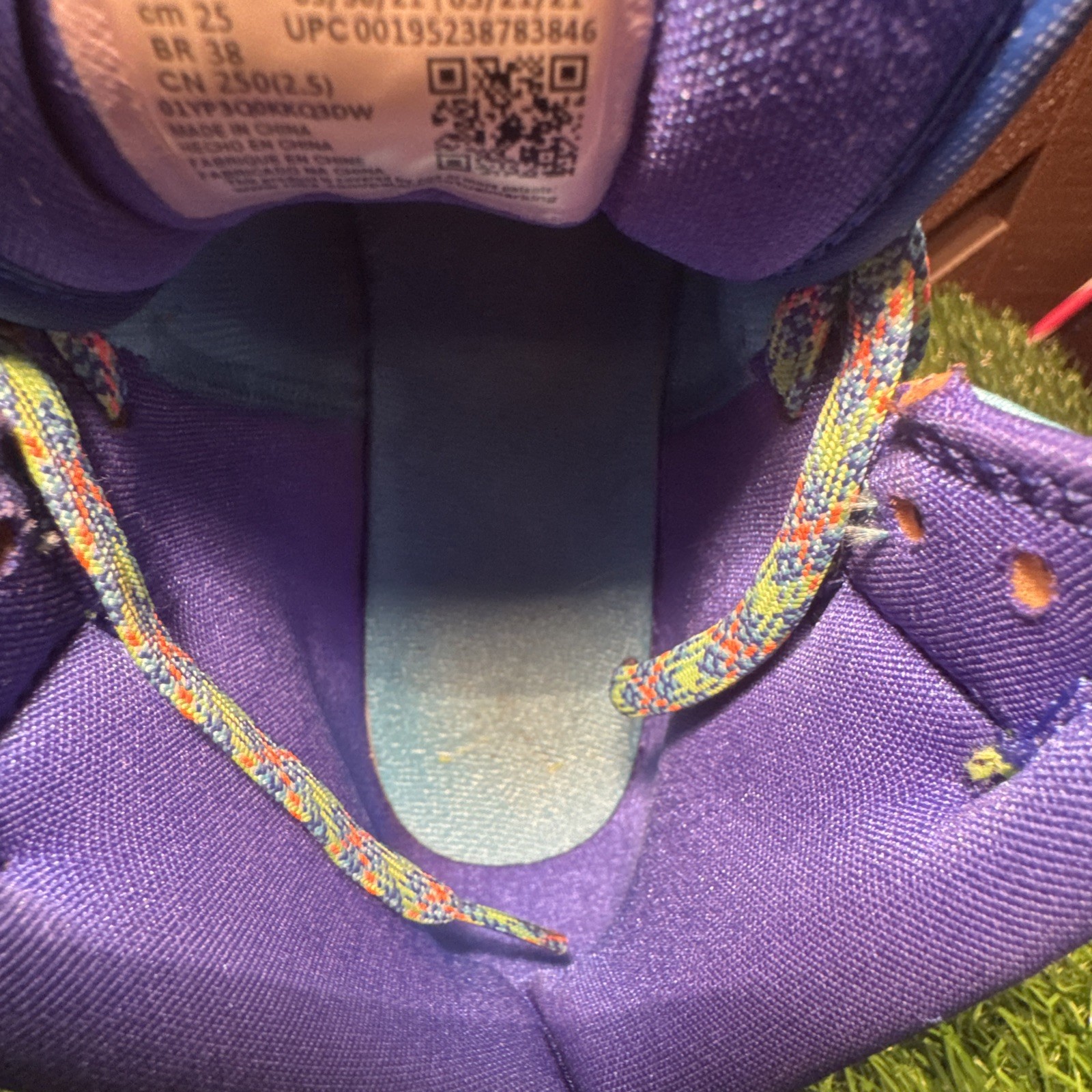 GS Air Jordan 1 Mid SE Sprite Size 7y DA8010-400
