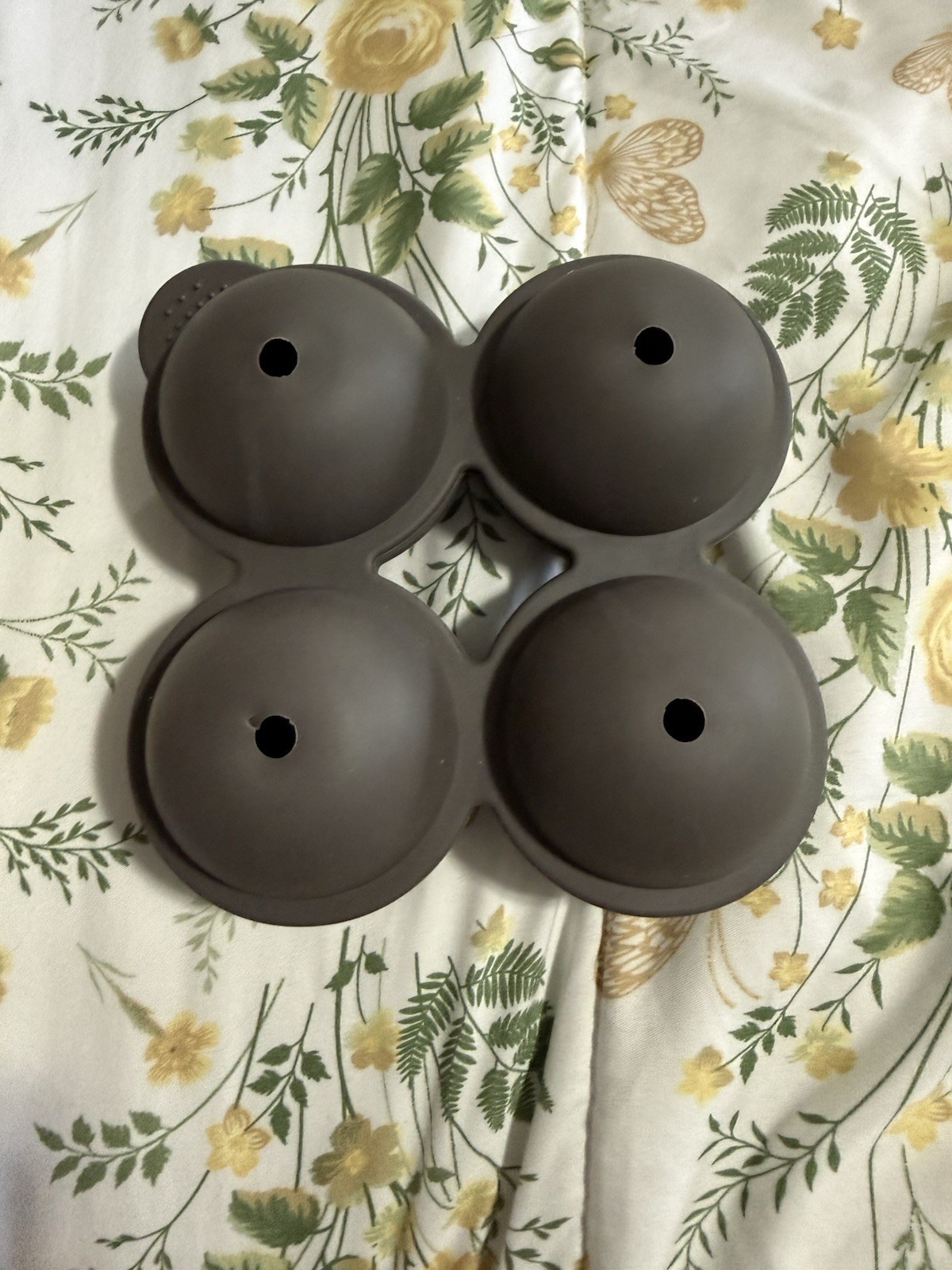 Round Ball Rubber Ice Mold For Drink