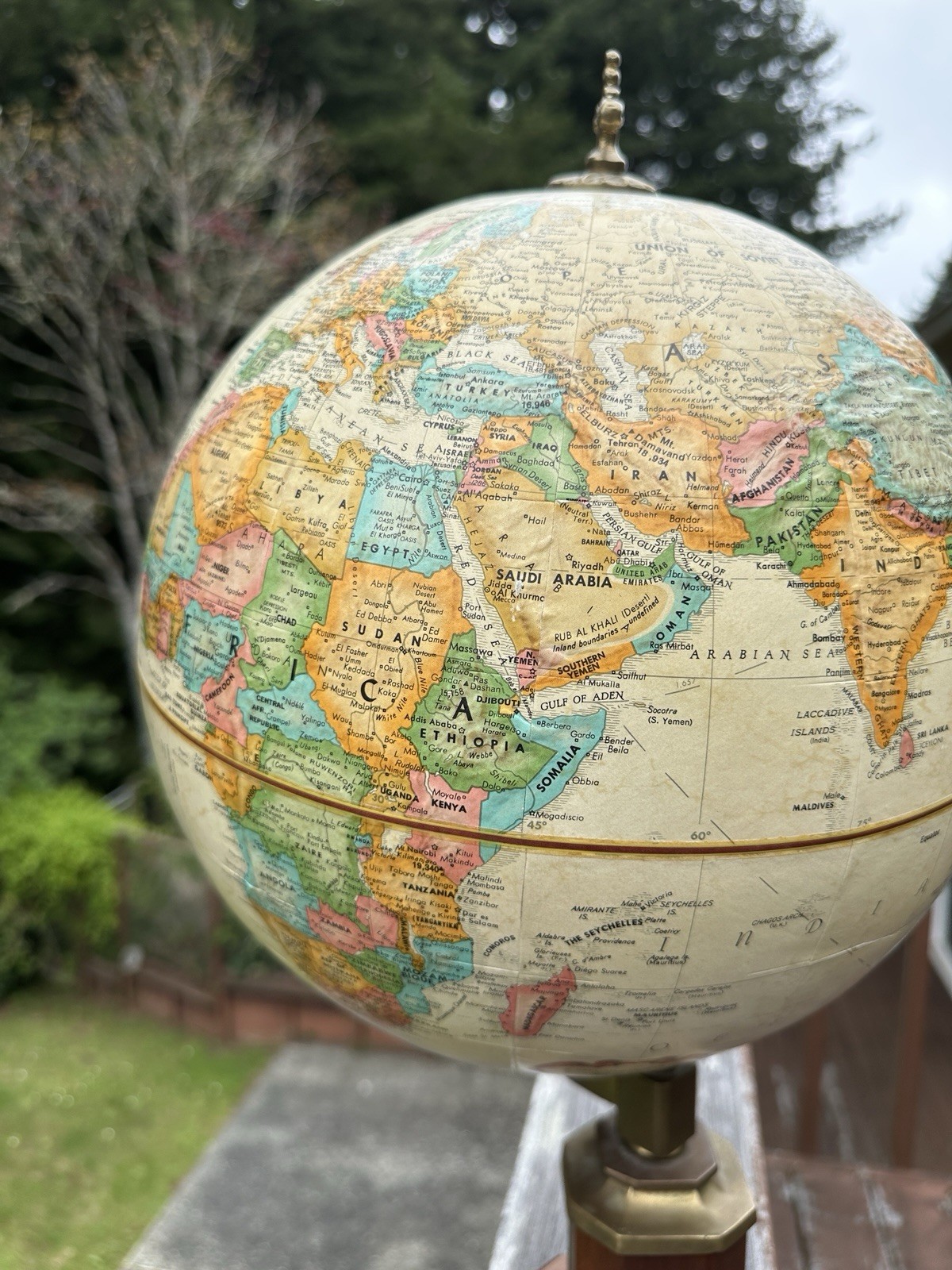 Vintage 1990 Replogle 12" Diameter Globe Tan World Classics with Topography