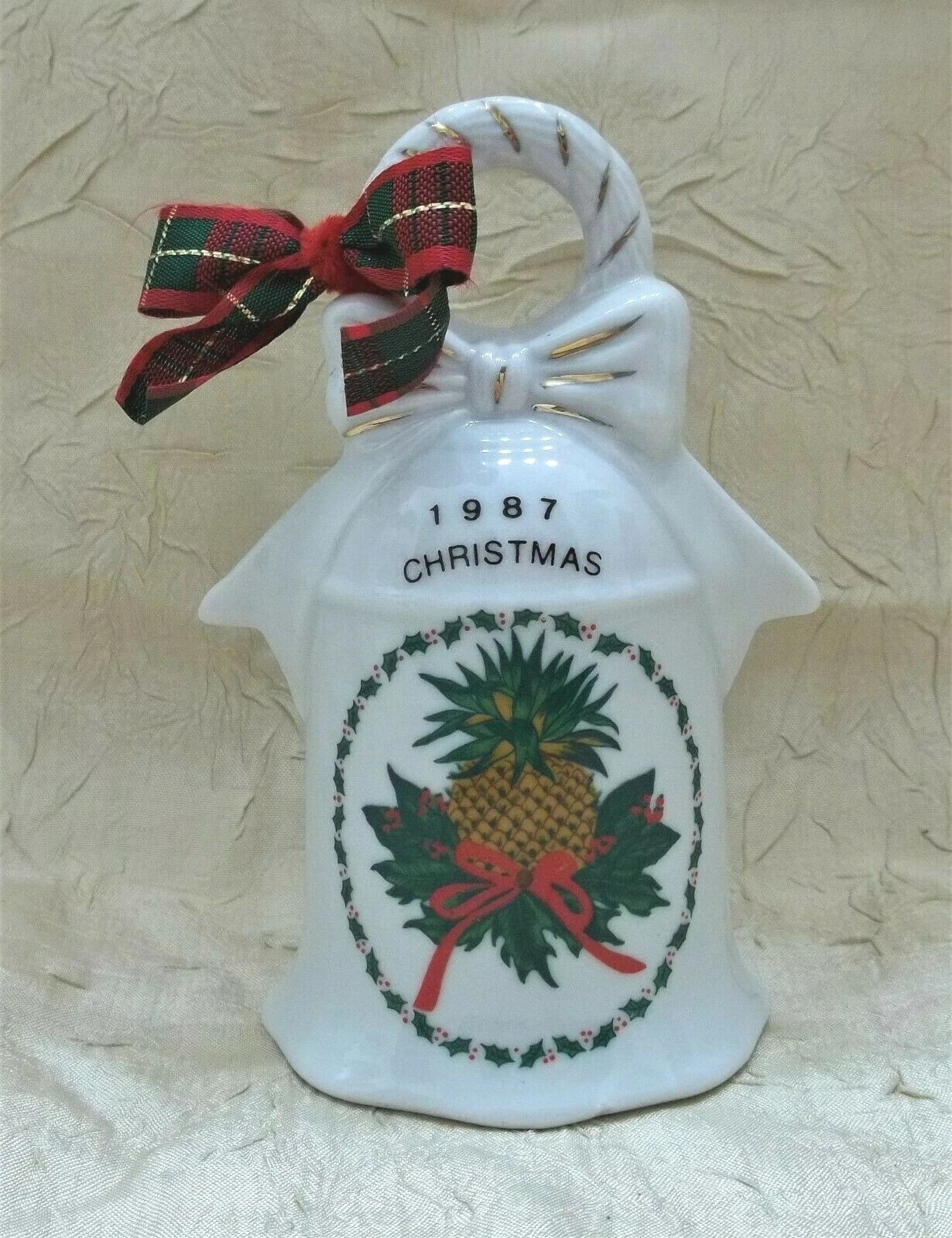 Christmas 1987 Ceramic Bell with Pineapple Design Holiday