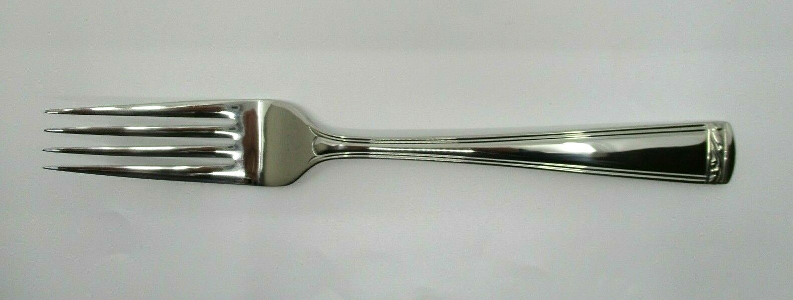 LENOX LANDMARK PLATINUM DINNER FORK - 8" - 05Q