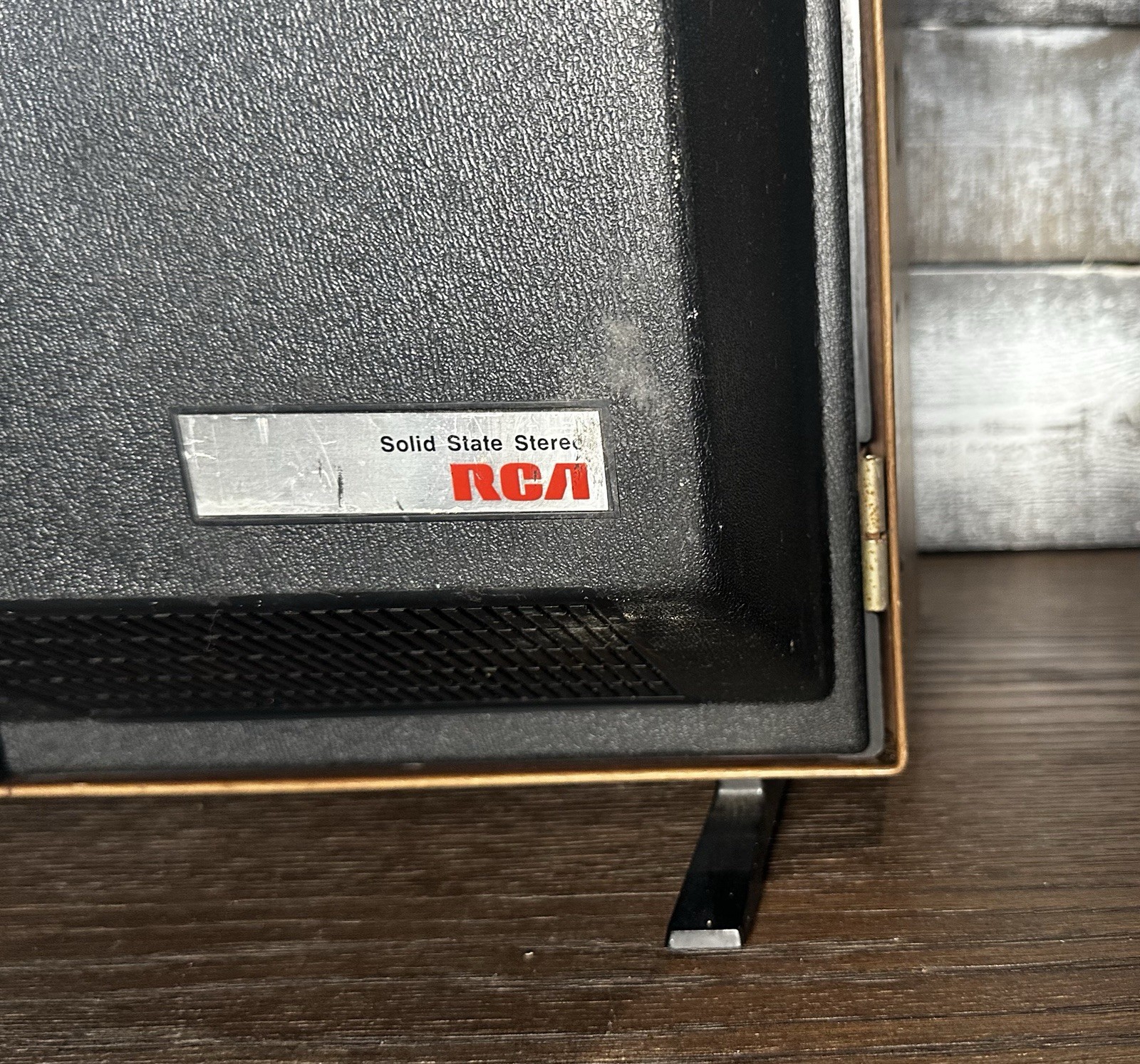 Vintage RCA Solid State Stereo Model VLP38W Walnut Grain / Black - Tested WORKS