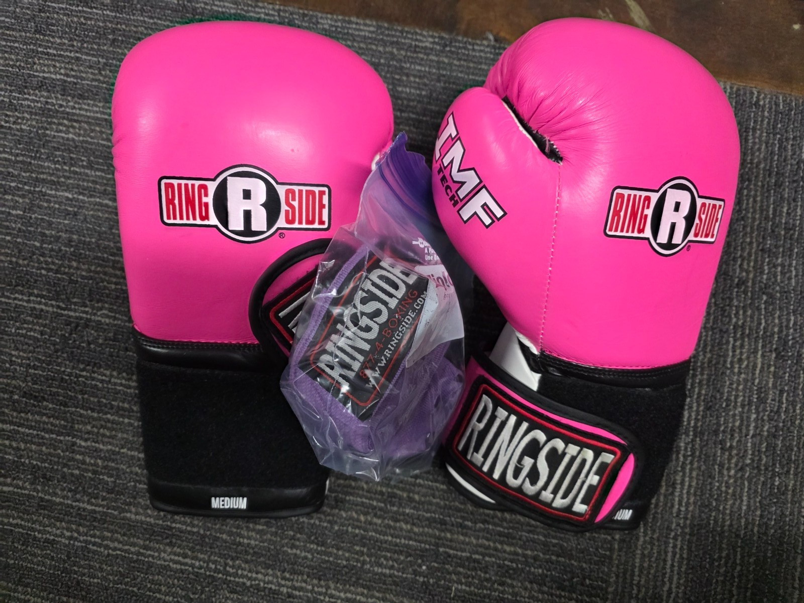 VINTAGE FOXY BOXING Ringside Striker Training Gloves PINK LIGHLY USED