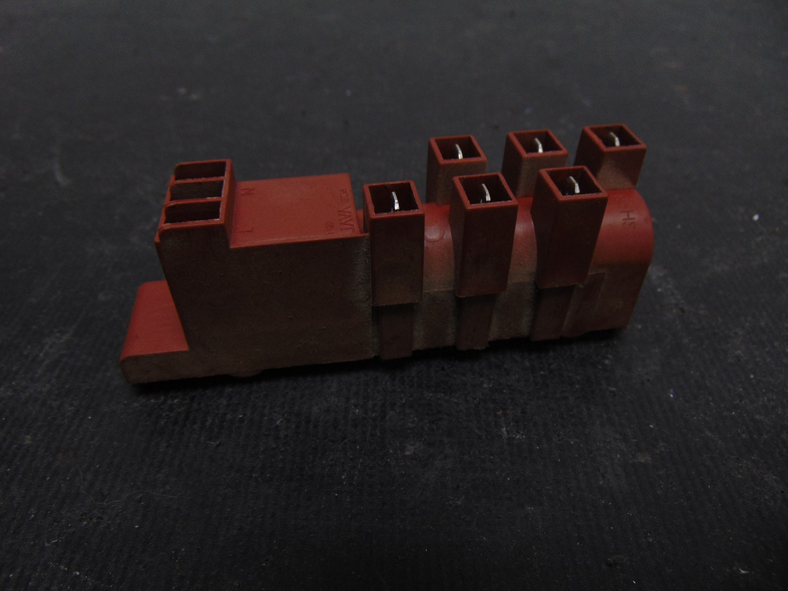 GE Range JGBS66DEK3BB Spark Module WB13X24741