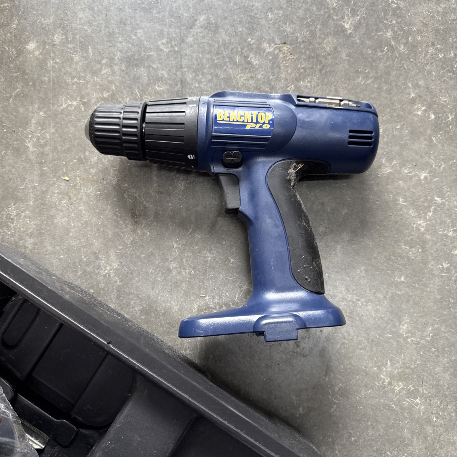 Bench top Pro Skill Saw Jigsaw Drill Combo Missing Charger