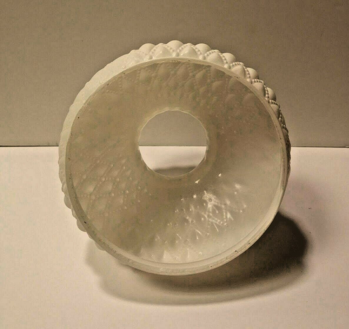 7" WHITE Student Opal QUILTED GLASS Globe Replacement Shade NEW Lightcraft 11104