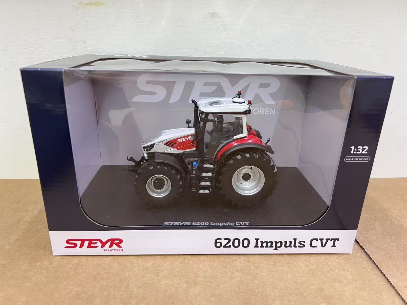 UH 1/32 Scale Steyr 6200 Impuls CVT 2026 Diecast Model Toy Gift NIB 6812