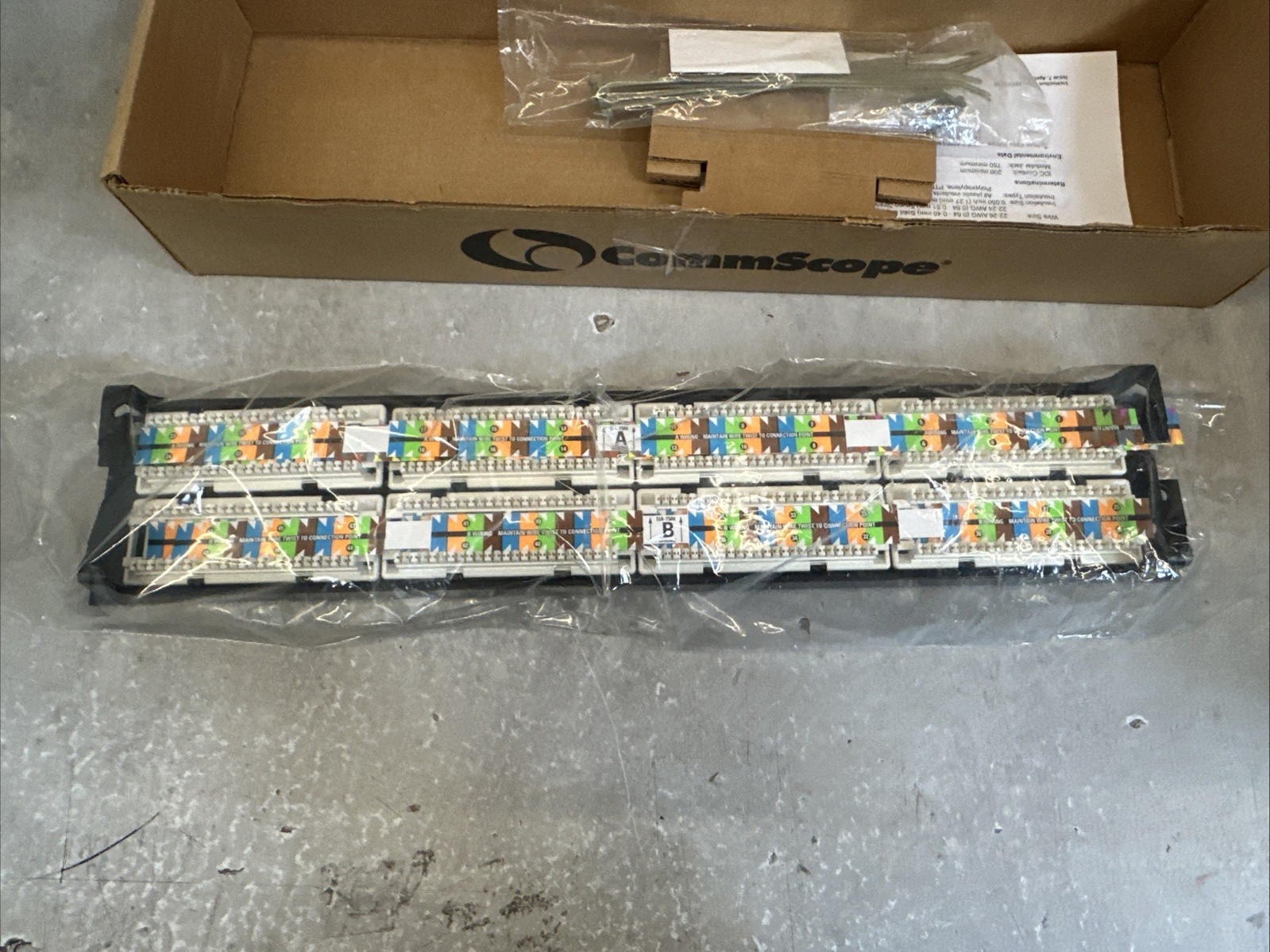 New - CommScope Uniprise UNP510-48P Cat5e 48 Port Patch Panel