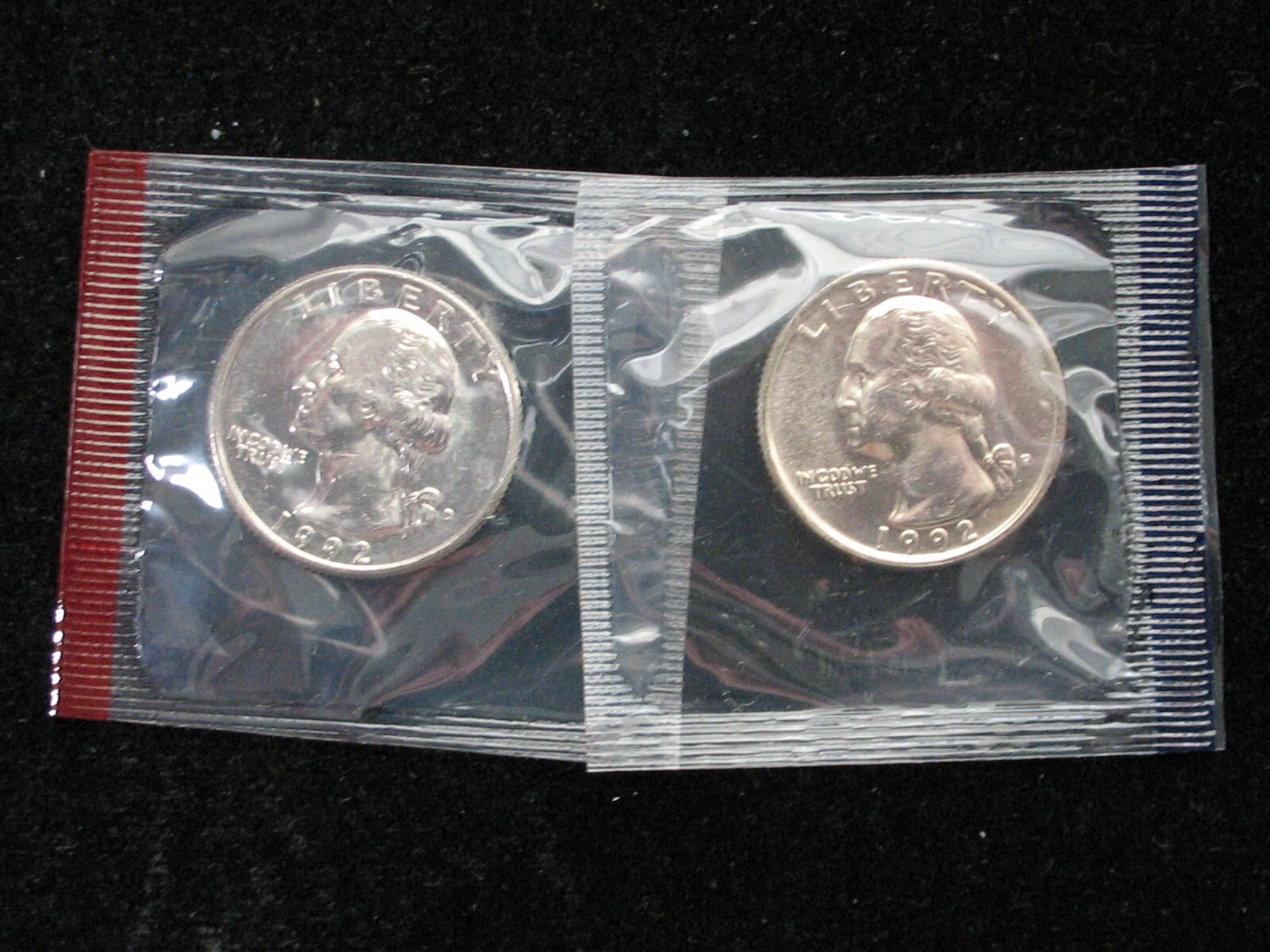 1992 P & D BRILLIANT UNCIRCULATED * WASHINGTON QUARTERS * ORIGINAL MINT CELLO