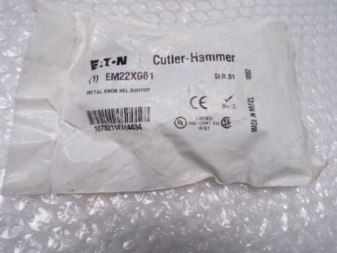 CUTLER HAMMER EM22XG61 SER.B1 SELECTOR SWITCH KNOB NSMP