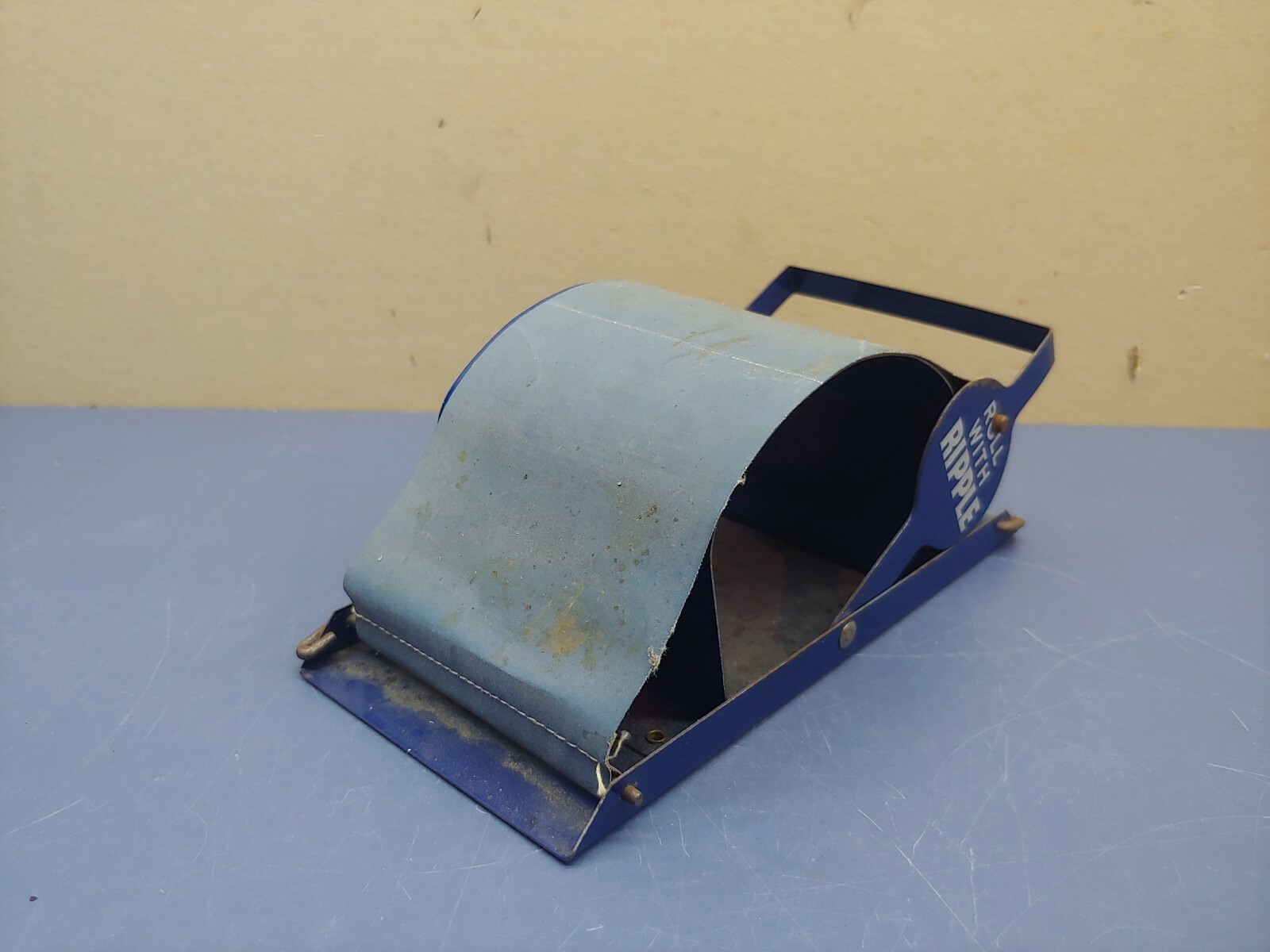 Vintage Lorillard Company Roll with Ripple Cigarette Rolling Machine Roller