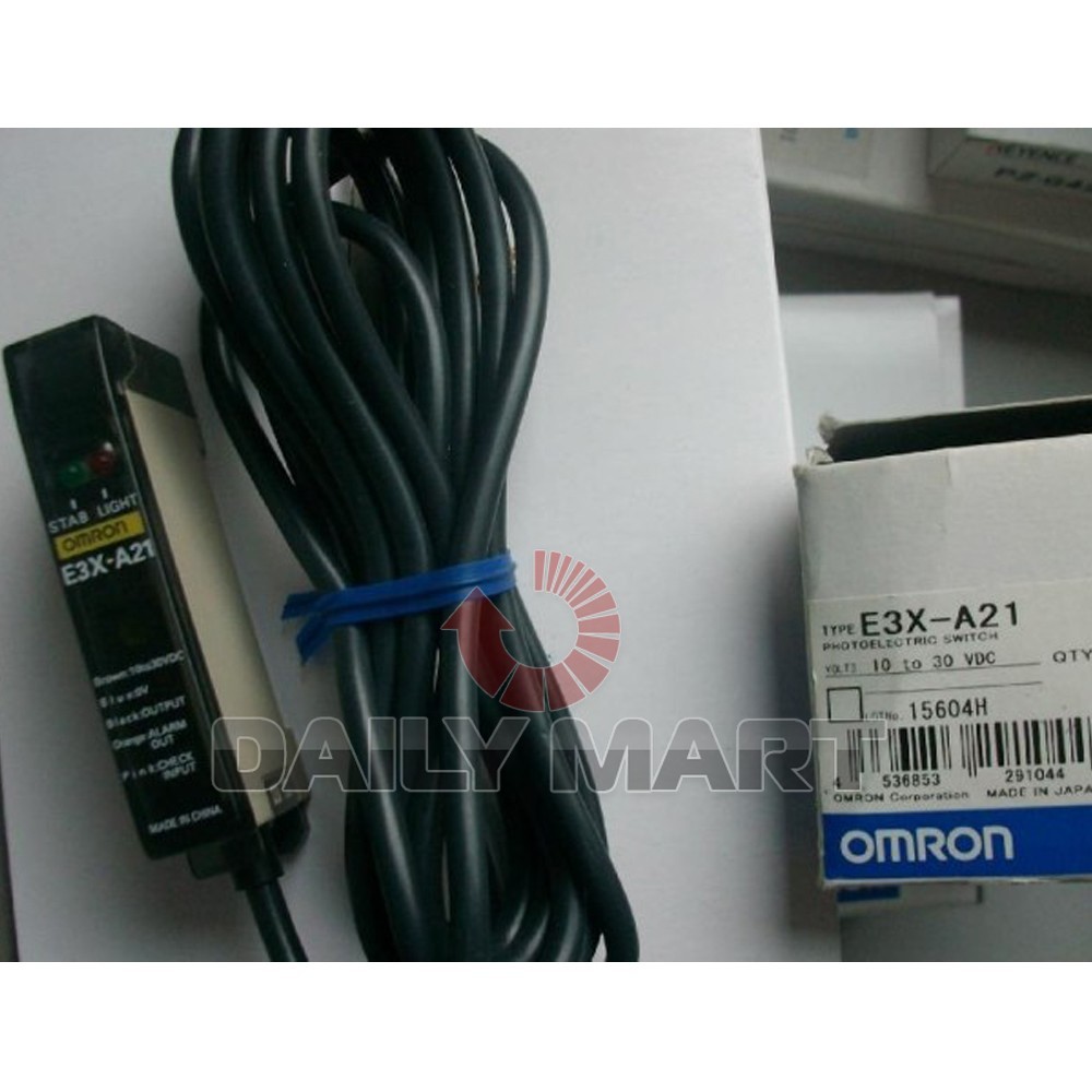 Omron Photoelectric Switch E3X-A21 E3XA21 New in Box Free Ship