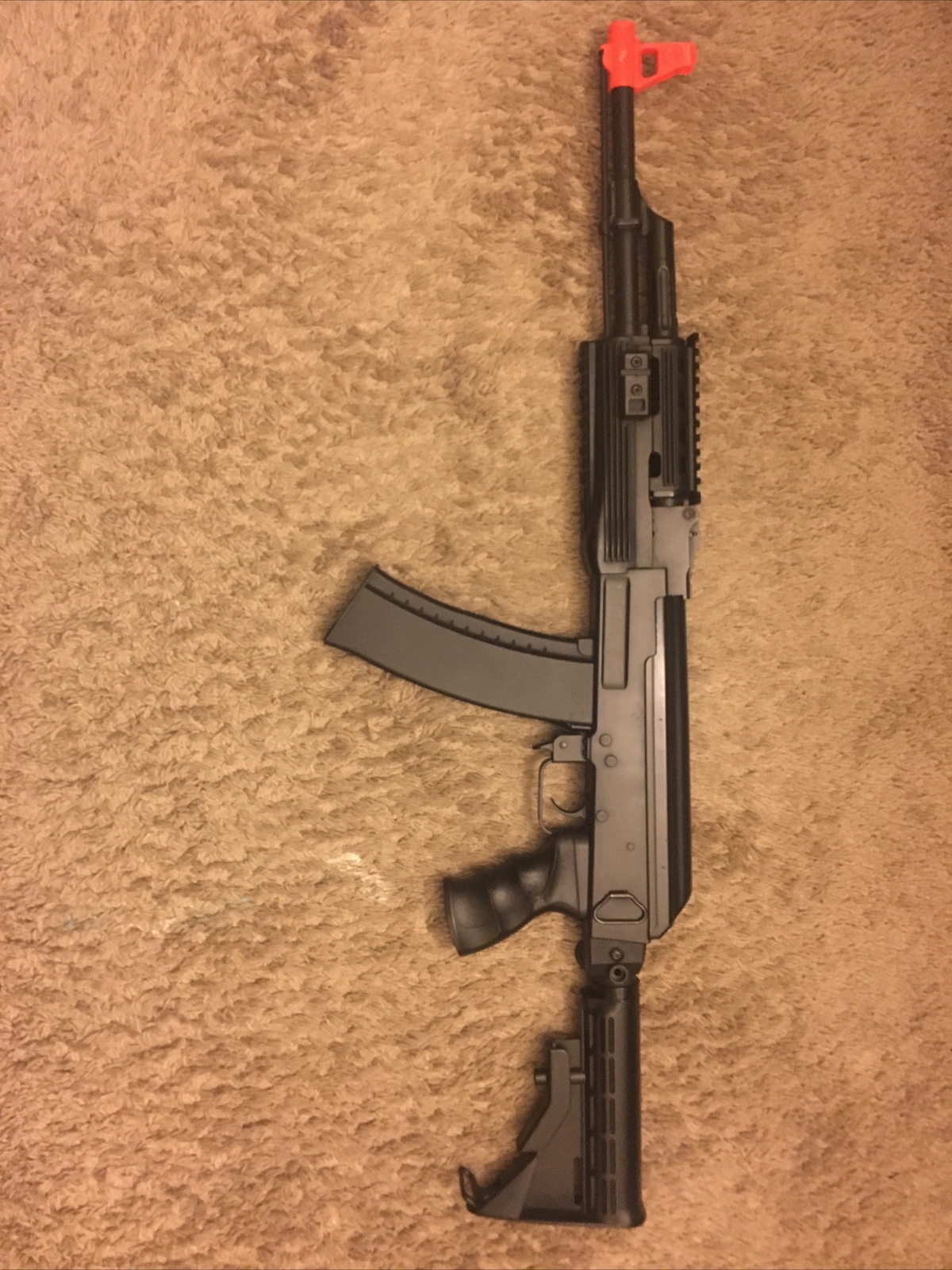 airsoft gun
