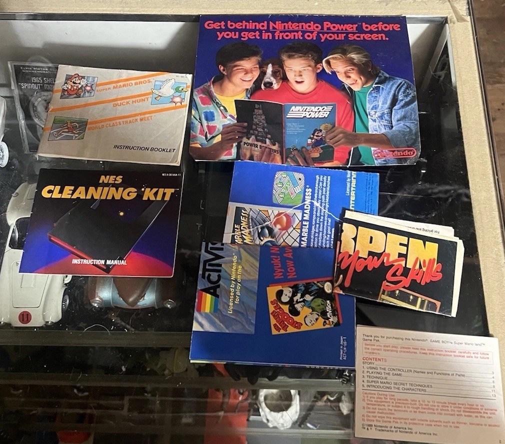 Nintendo Advertisements And Manuals