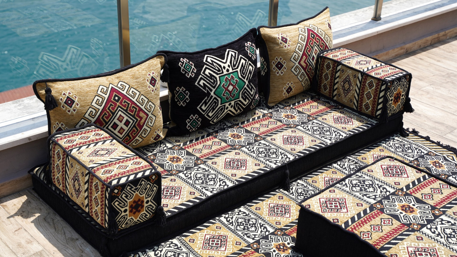 Living Room Sofa Couches, Modular Sectional Sofa, Sofa Covers, Ethnic Floor Sofa