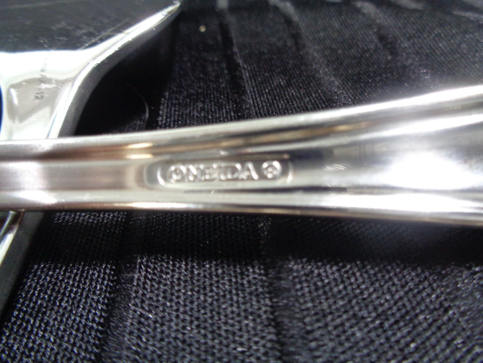 Oneida Countess Stainless Steel Flatware Serving Fork & Spoon Beaded USED