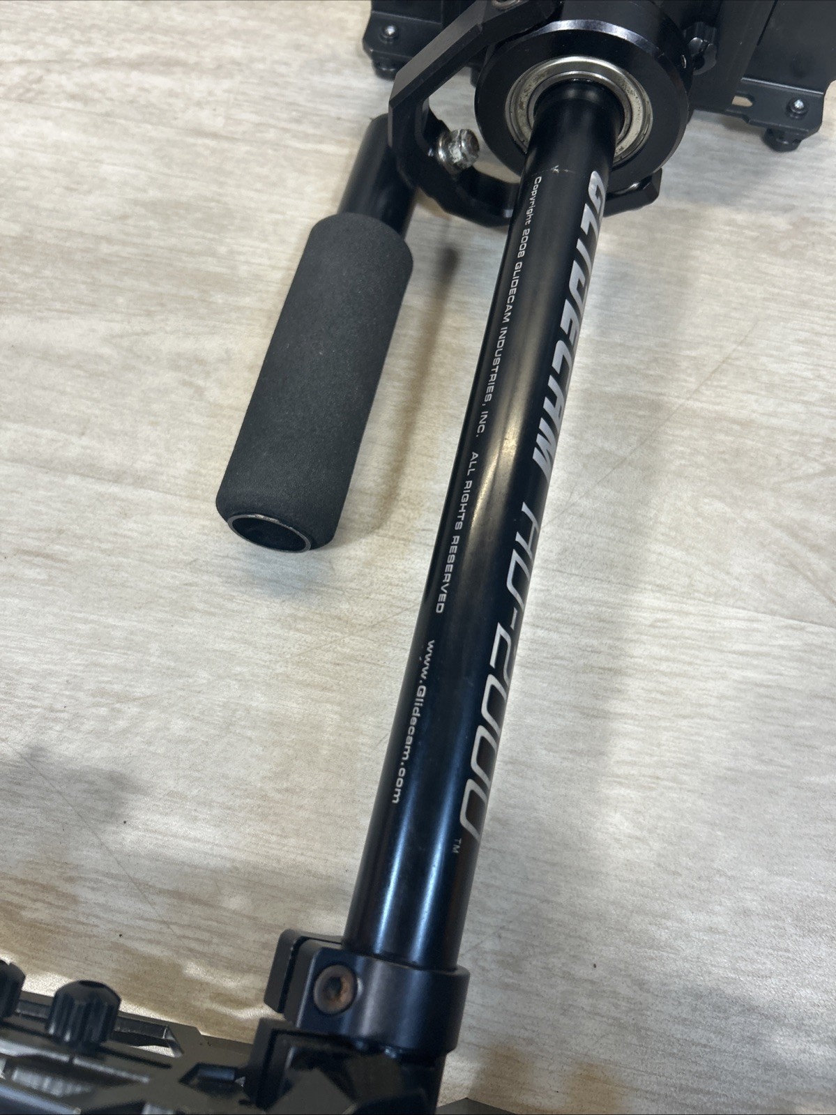 Glidecam HD-2000 Camera Stabilizer w/ Quick Release System W Weights