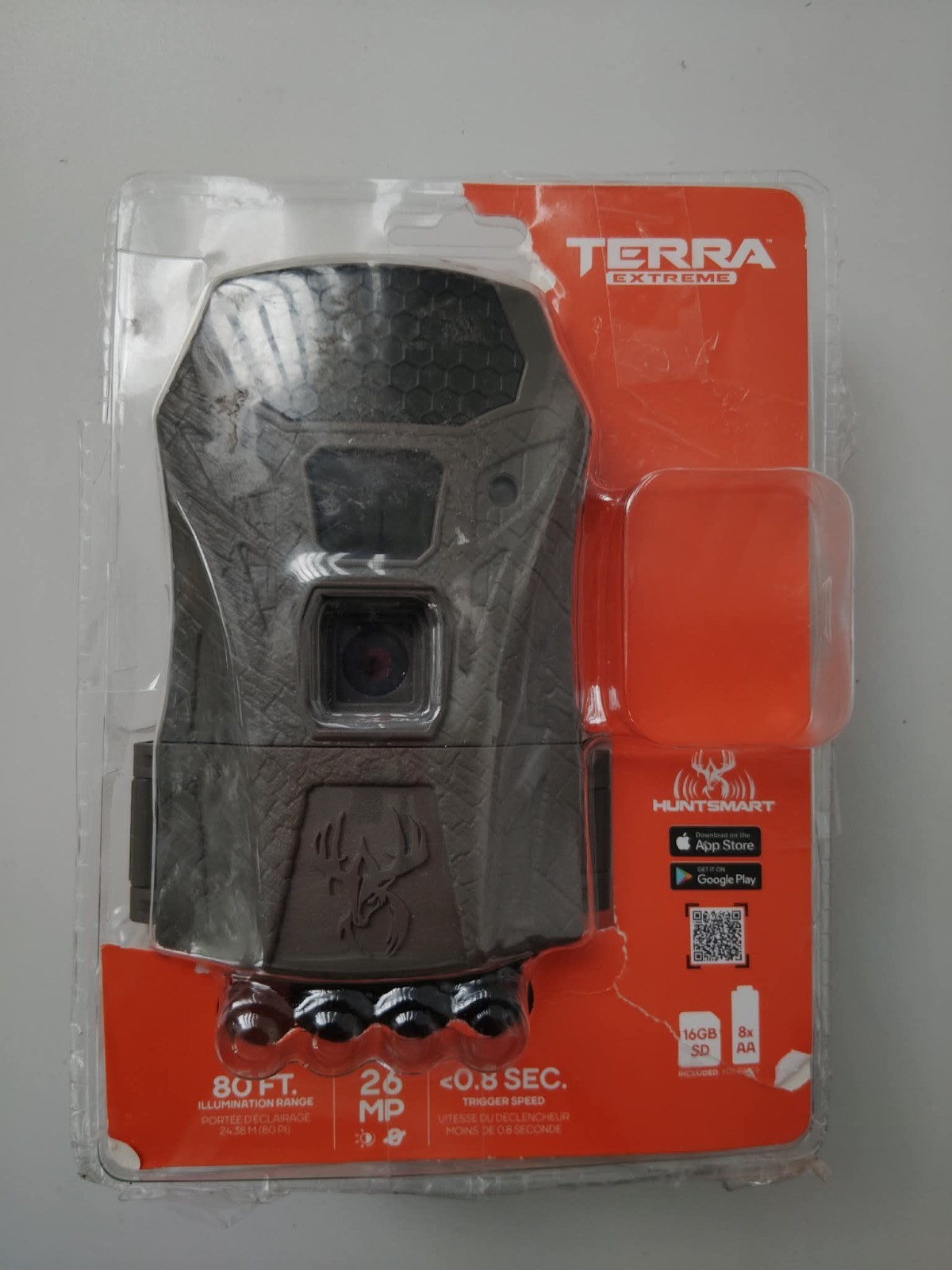 Wildgame Innovations TERRA Extreme Bundle Pack 26MP SD Card 32GB