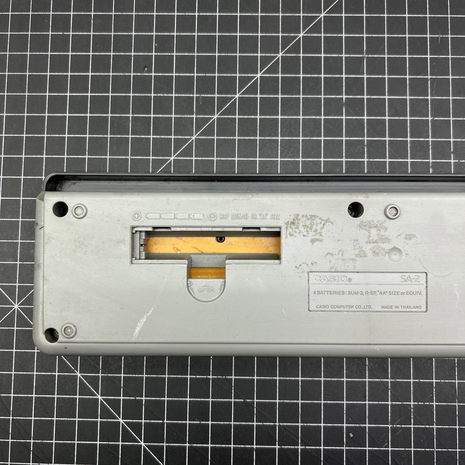 Casio SA-2 Mini Electronic Keyboard - WORKS - Missing Battery Cover
