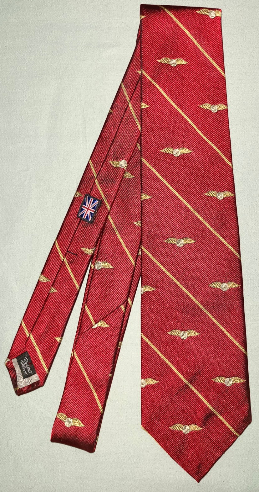 Vtg Baltusrol Golf Club red silk tie w wings logo,  Robert Talbott necktie