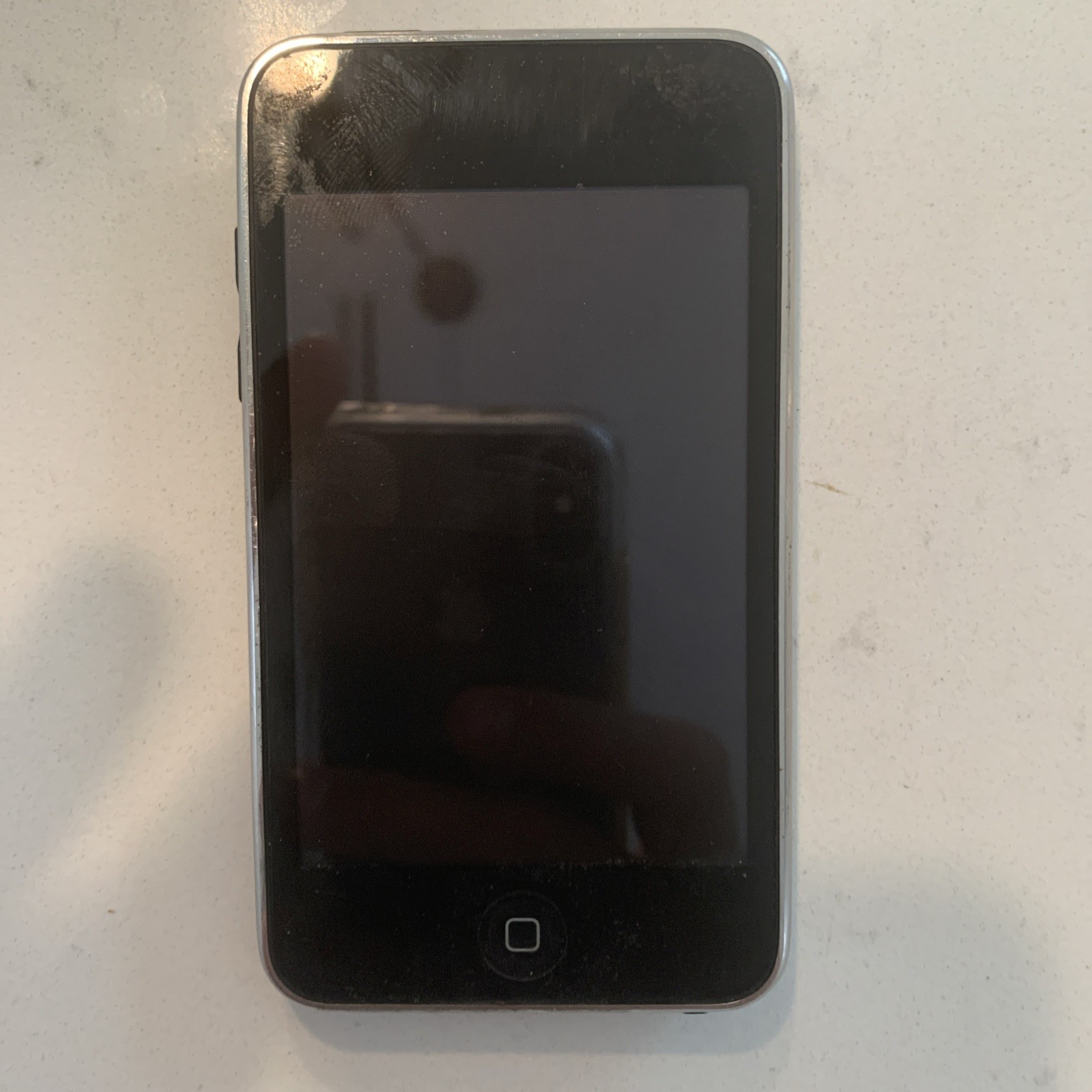 iPod Touch For Parts Or Not Working 16gb