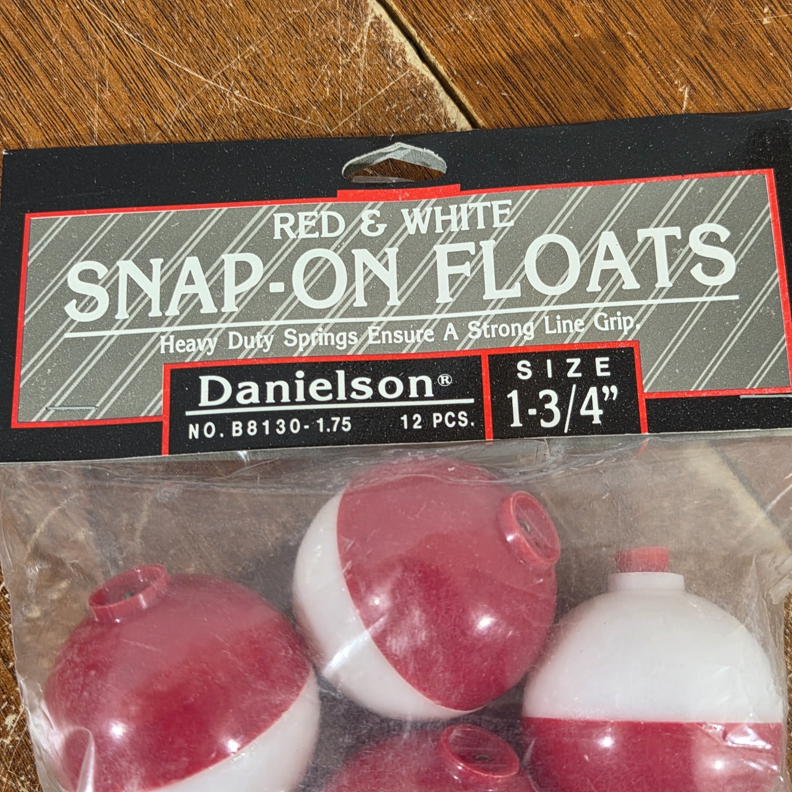 Snap on fishing Floats Bobbers Danielson 1-3/4" package of 12