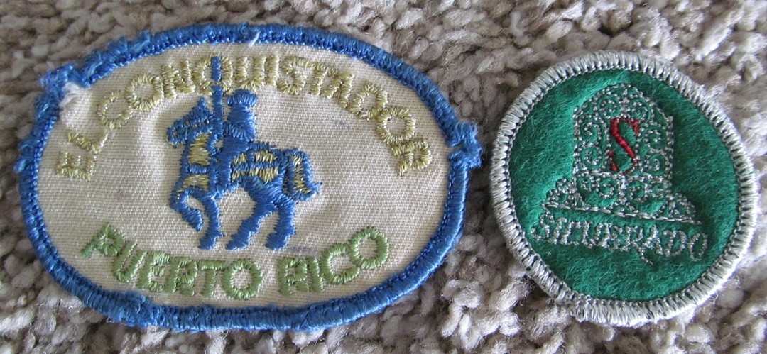 2 EMBROIDERED GOLF PATCHES