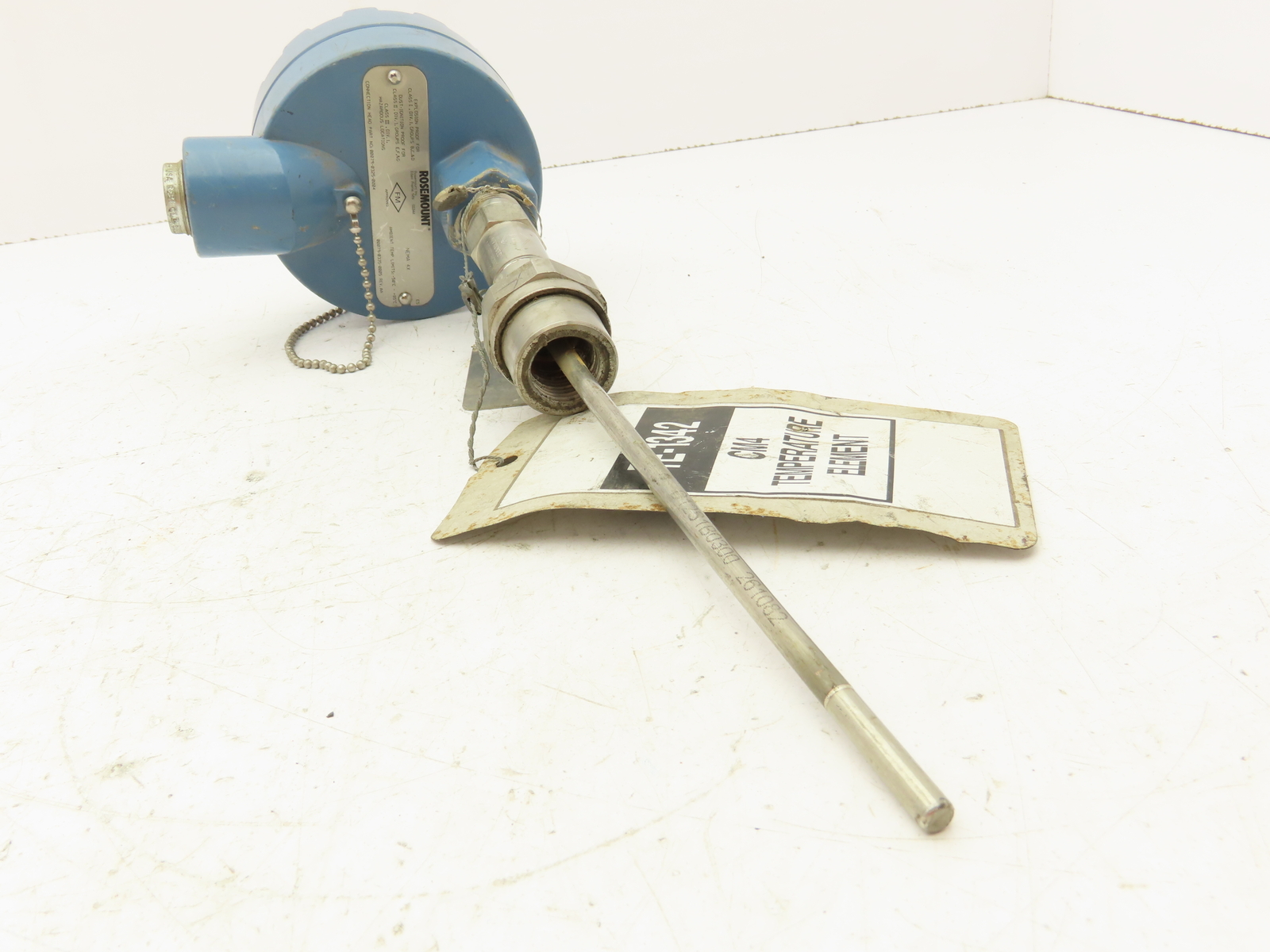 Rosemount 68 Temperature Sensor 8" Probe CM4-TE-1342 Explosion Proof Head