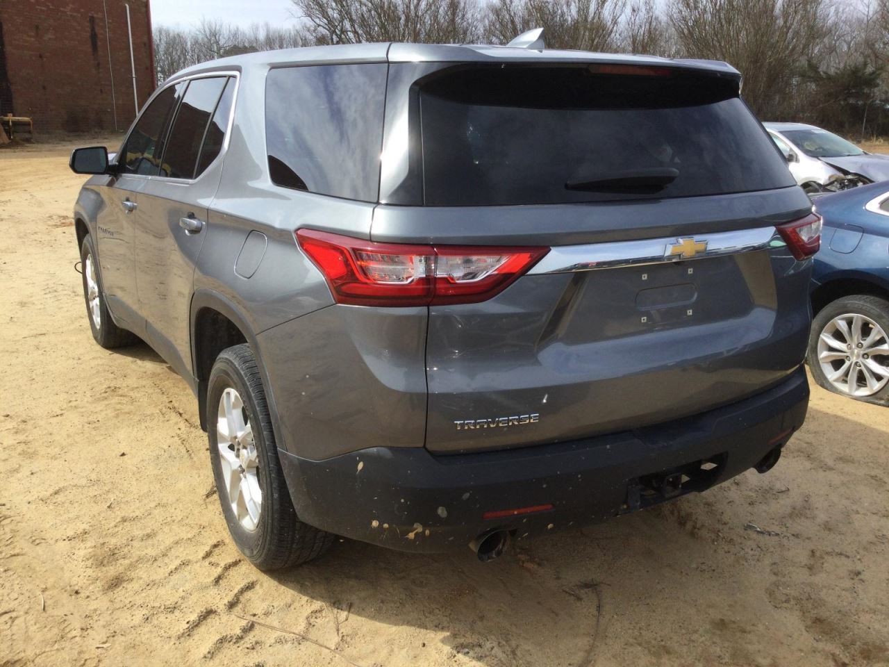 TRAVERSE 2019 Glove Box 4979556