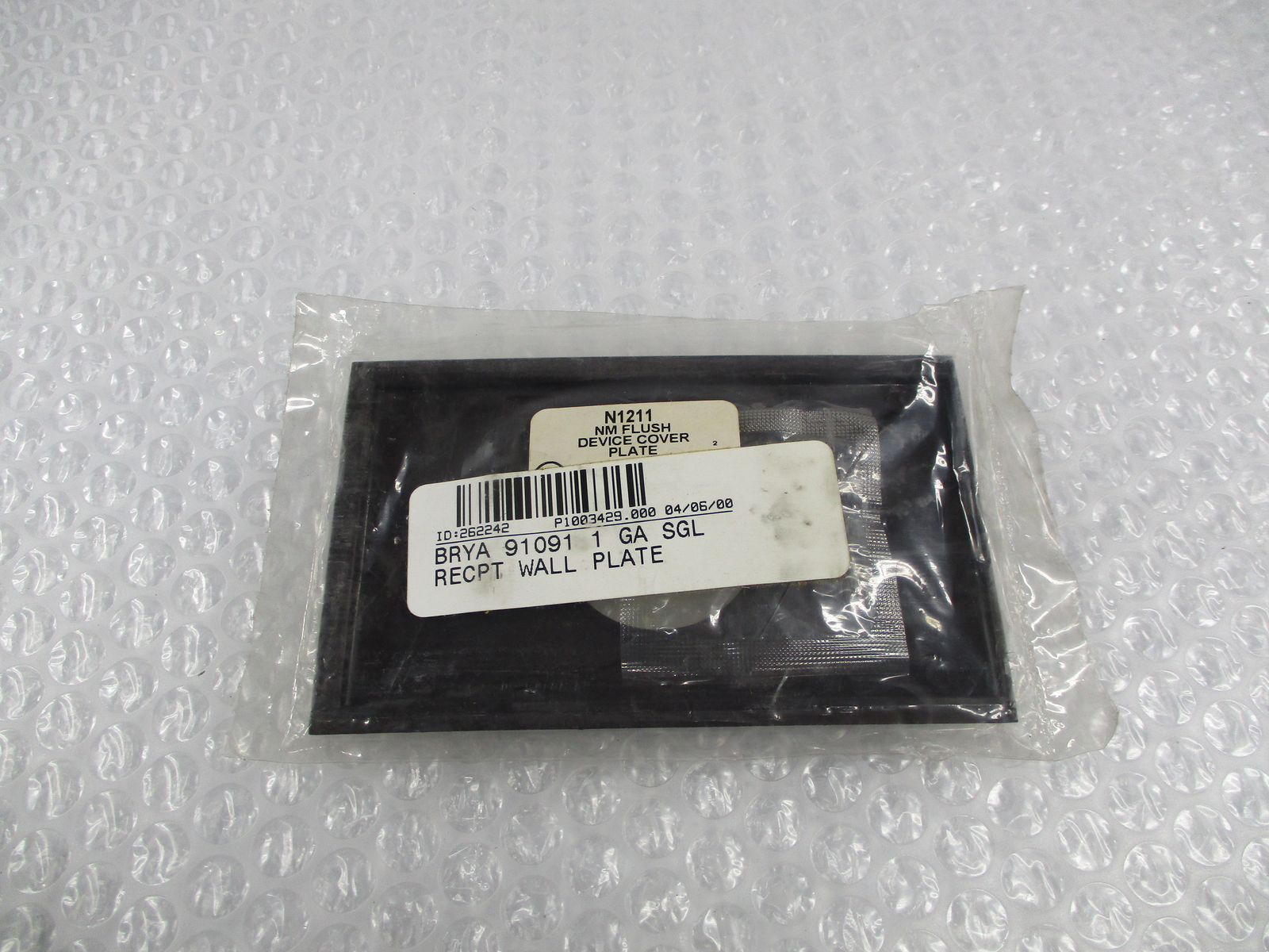 BRYANT 91091 WALL PLATE NSNP