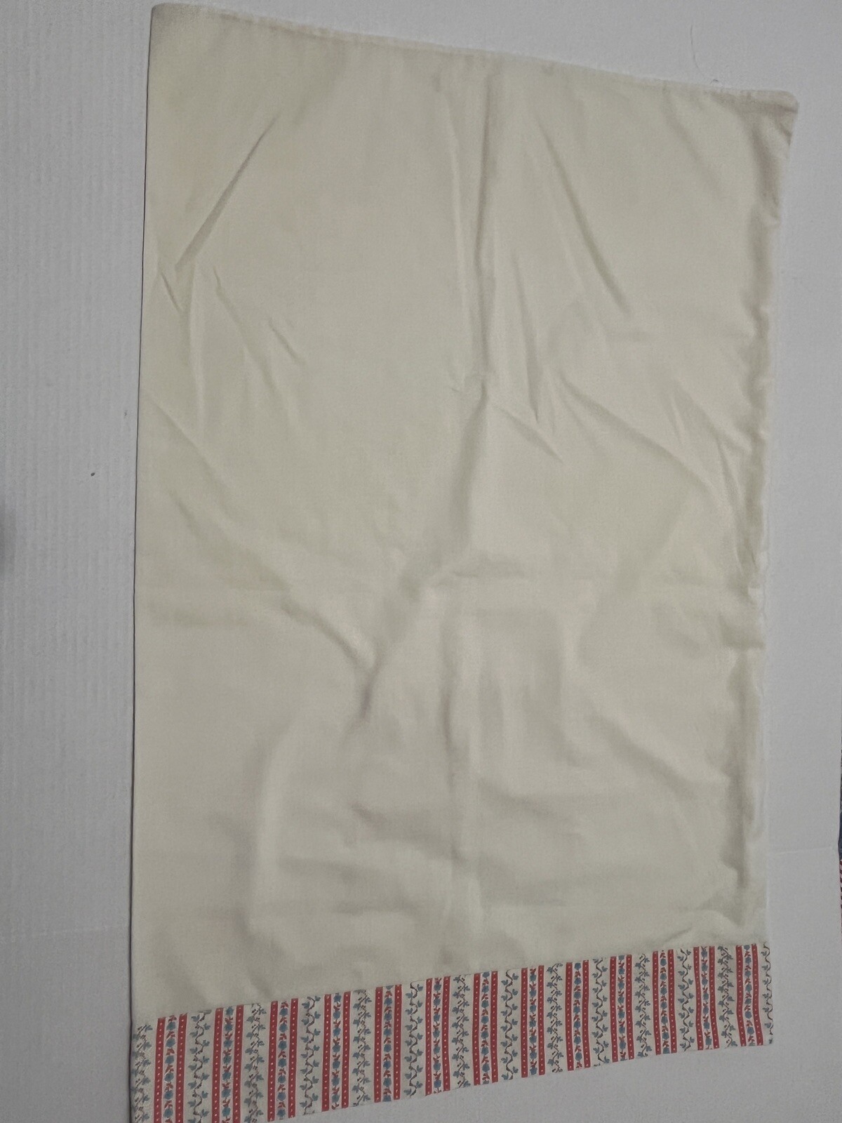 One Standard Size Pillowcase Off White Multicolored Pants Pre-owned