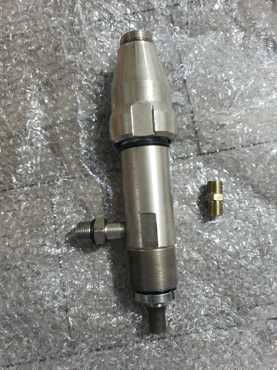 16Y706 Airless Sprayer Pump Compatible w/ Ultra Max II 1095/1595 GMAX II 5900...