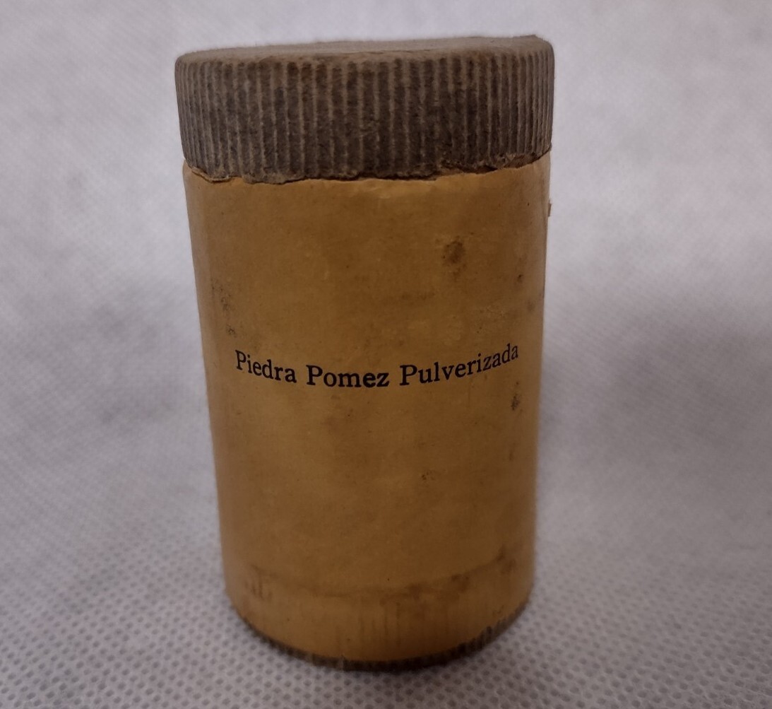 Angelus Powdered Pumice Container 2 oz Brunswig Drug Co